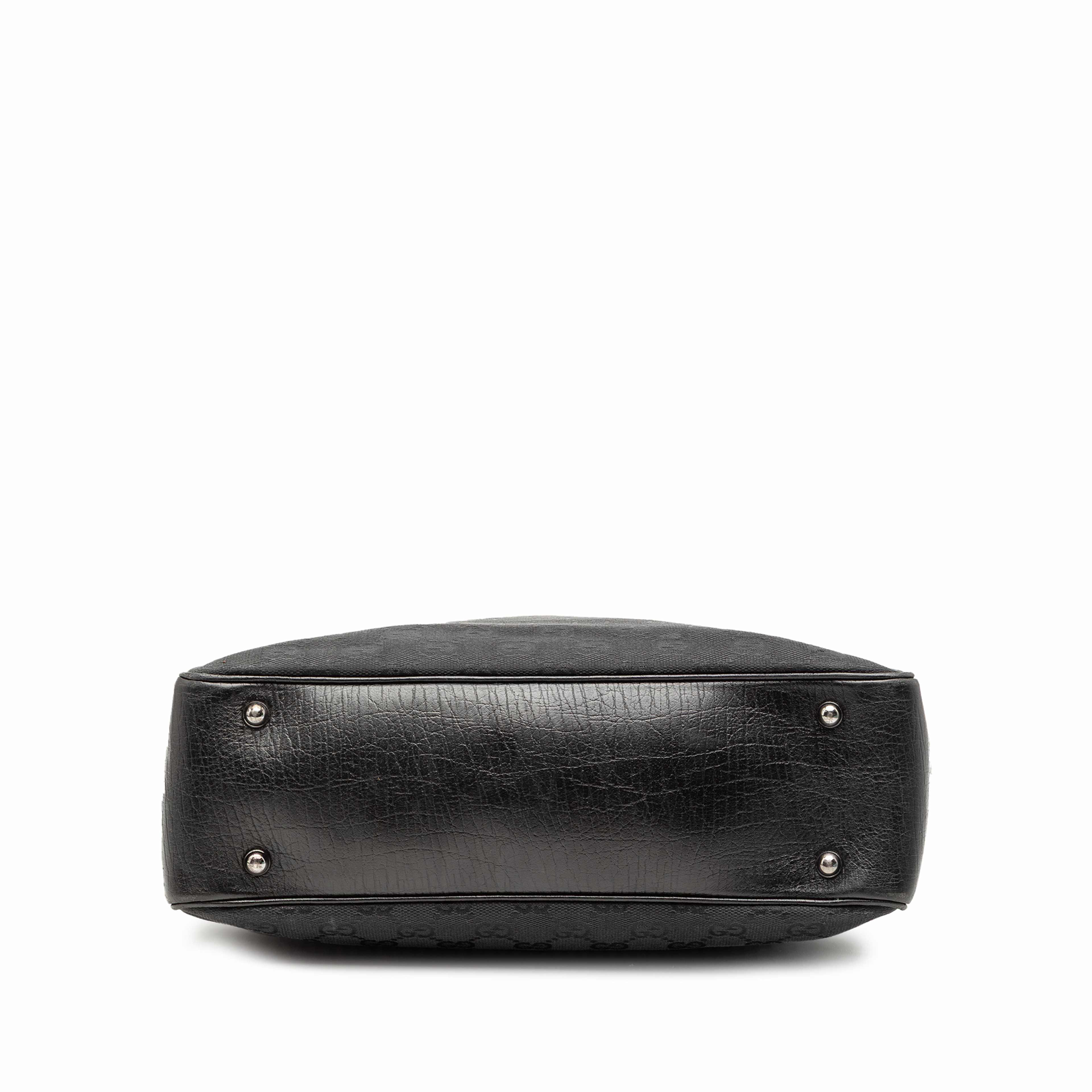 Gucci Gg Canvas Bamboo Tote, från Luxclusif, i färgen black. Klicka för att öppna bilden i stort format