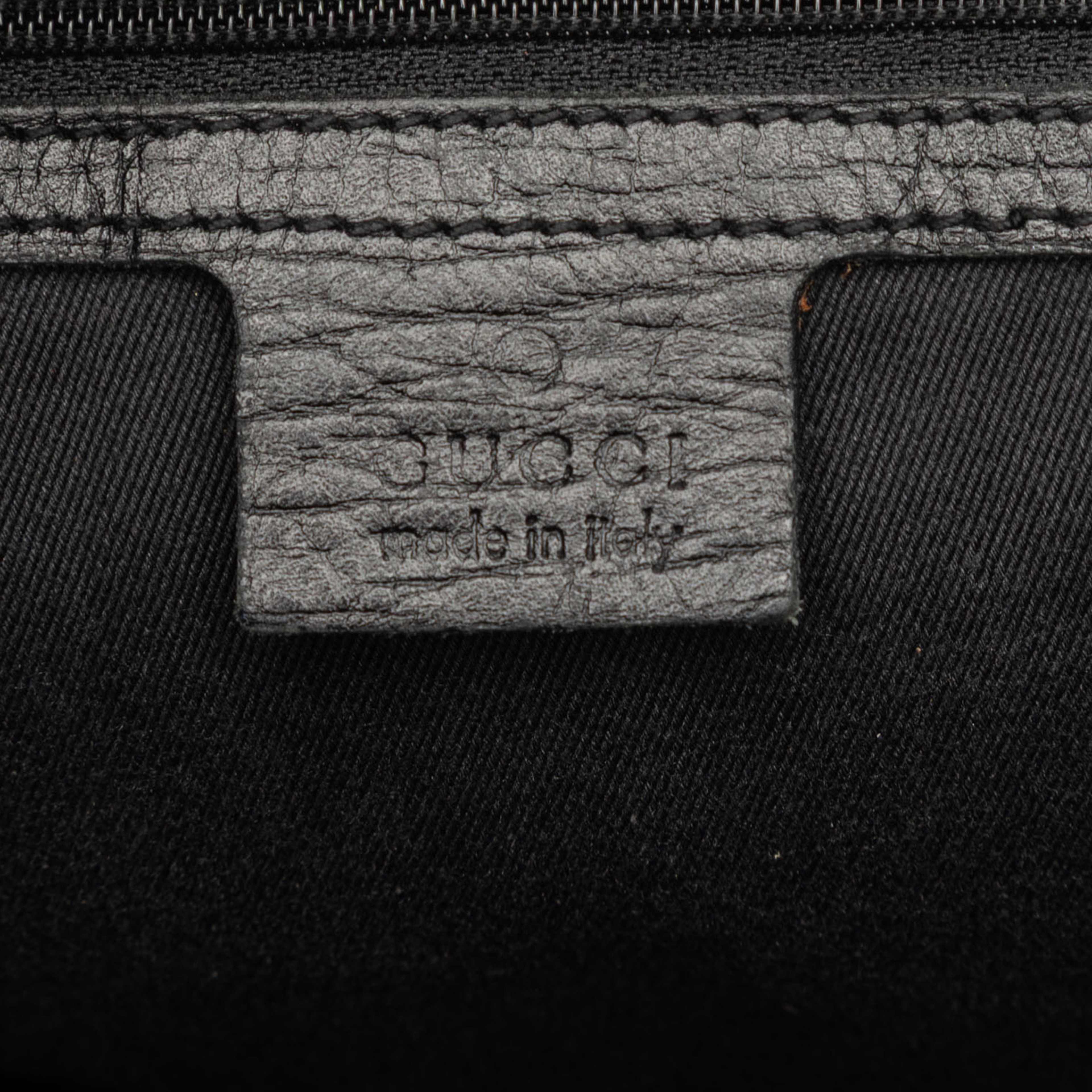 Gucci Gg Canvas Bamboo Tote, från Luxclusif, i färgen black. Klicka för att öppna bilden i stort format