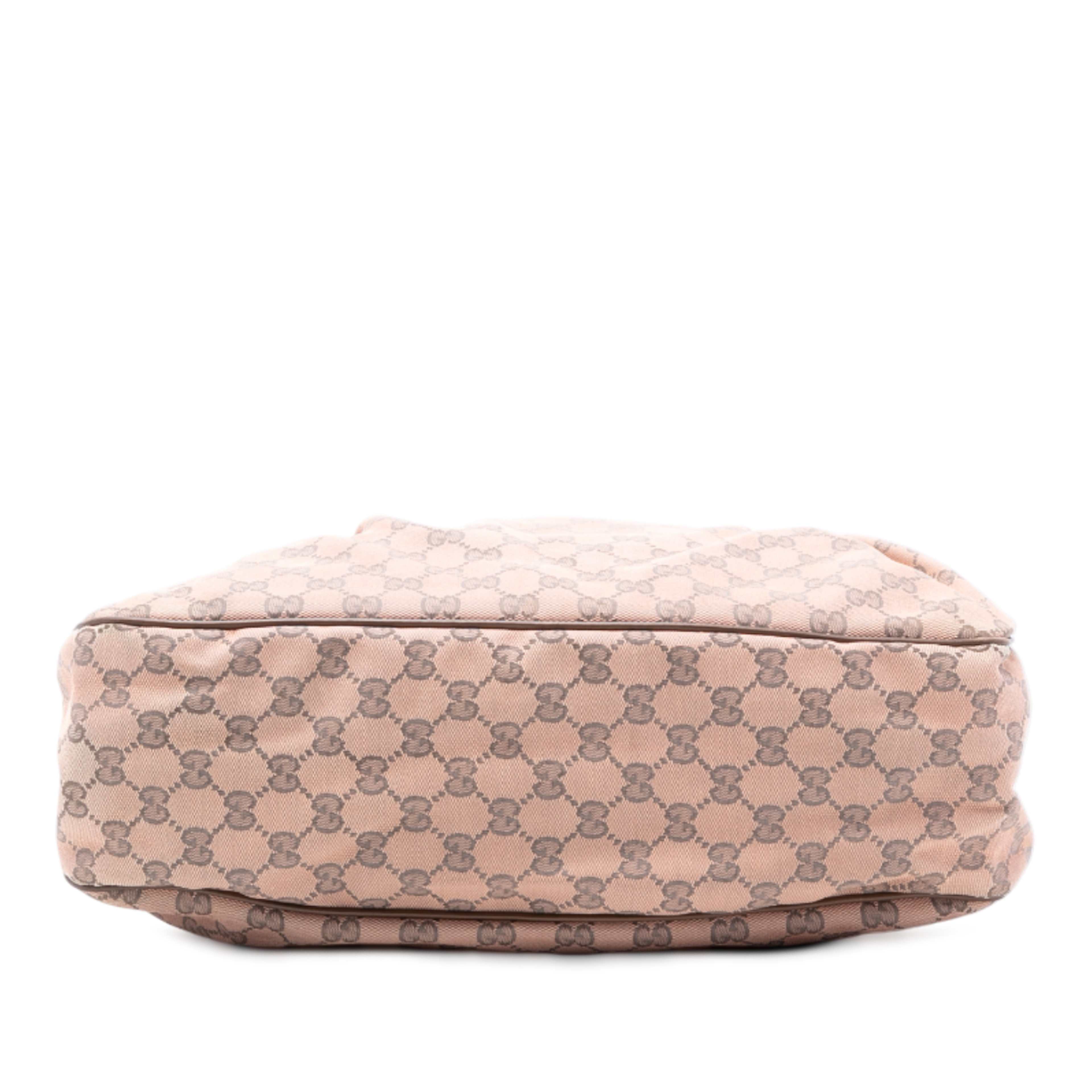 Gucci Gg Canvas Sukey Tote, från Luxclusif, i färgen pink. Klicka för att öppna bilden i stort format