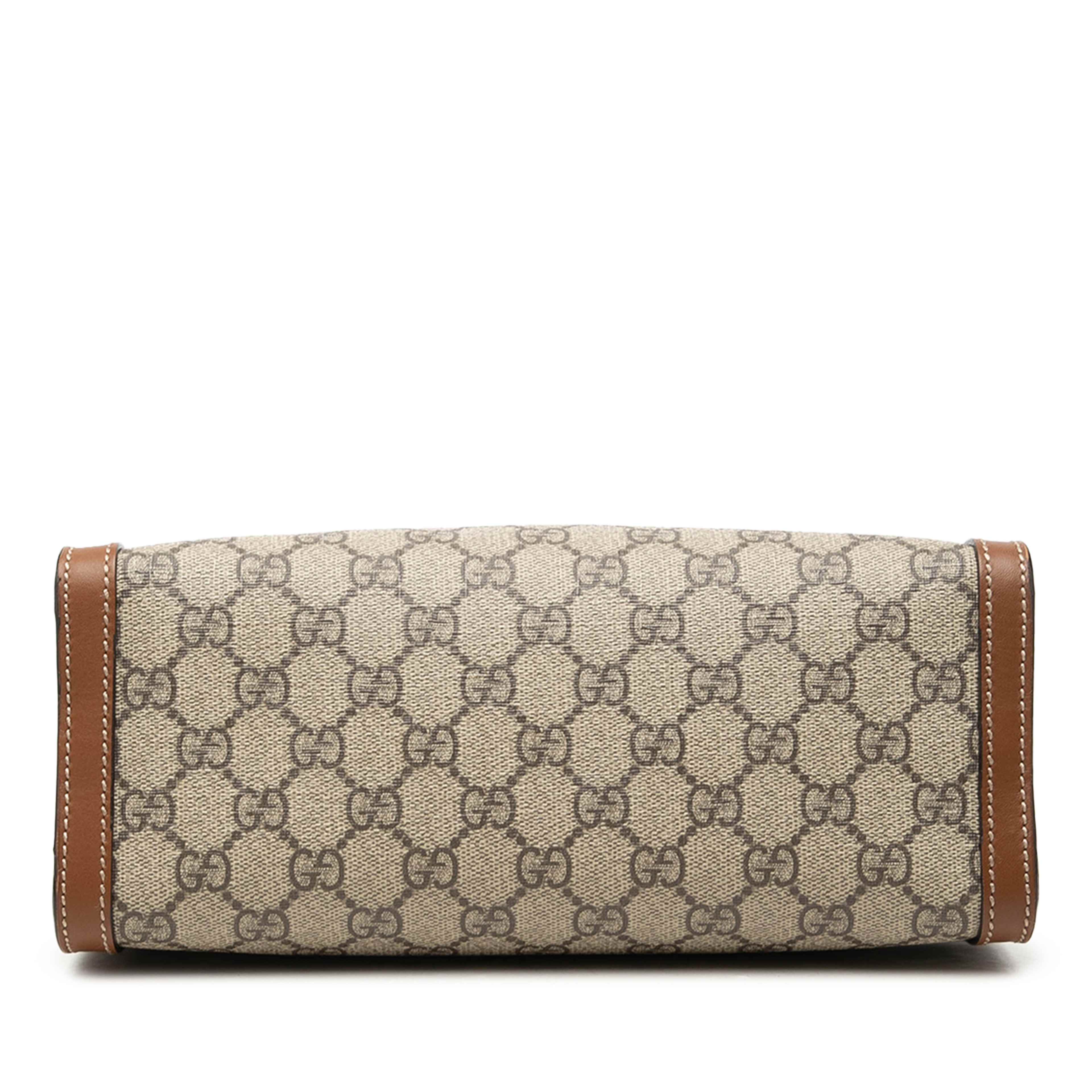Gucci Small Gg Supreme Padlock Tote, från Luxclusif, i färgen beige. Klicka för att öppna bilden i stort format