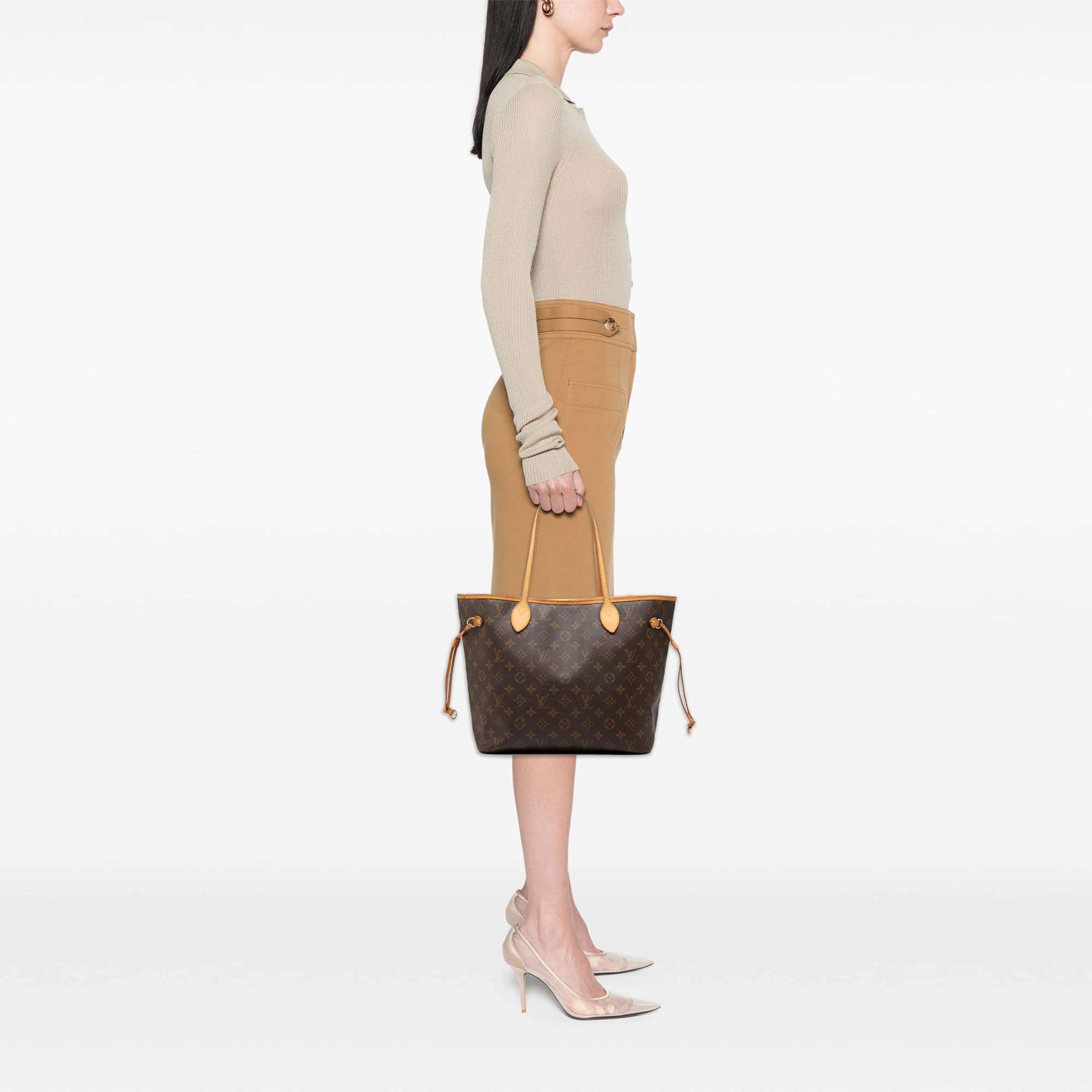 Louis Vuitton Monogram Neverfull Mm, från Luxclusif, i färgen brun. Klicka för att öppna bilden i stort format