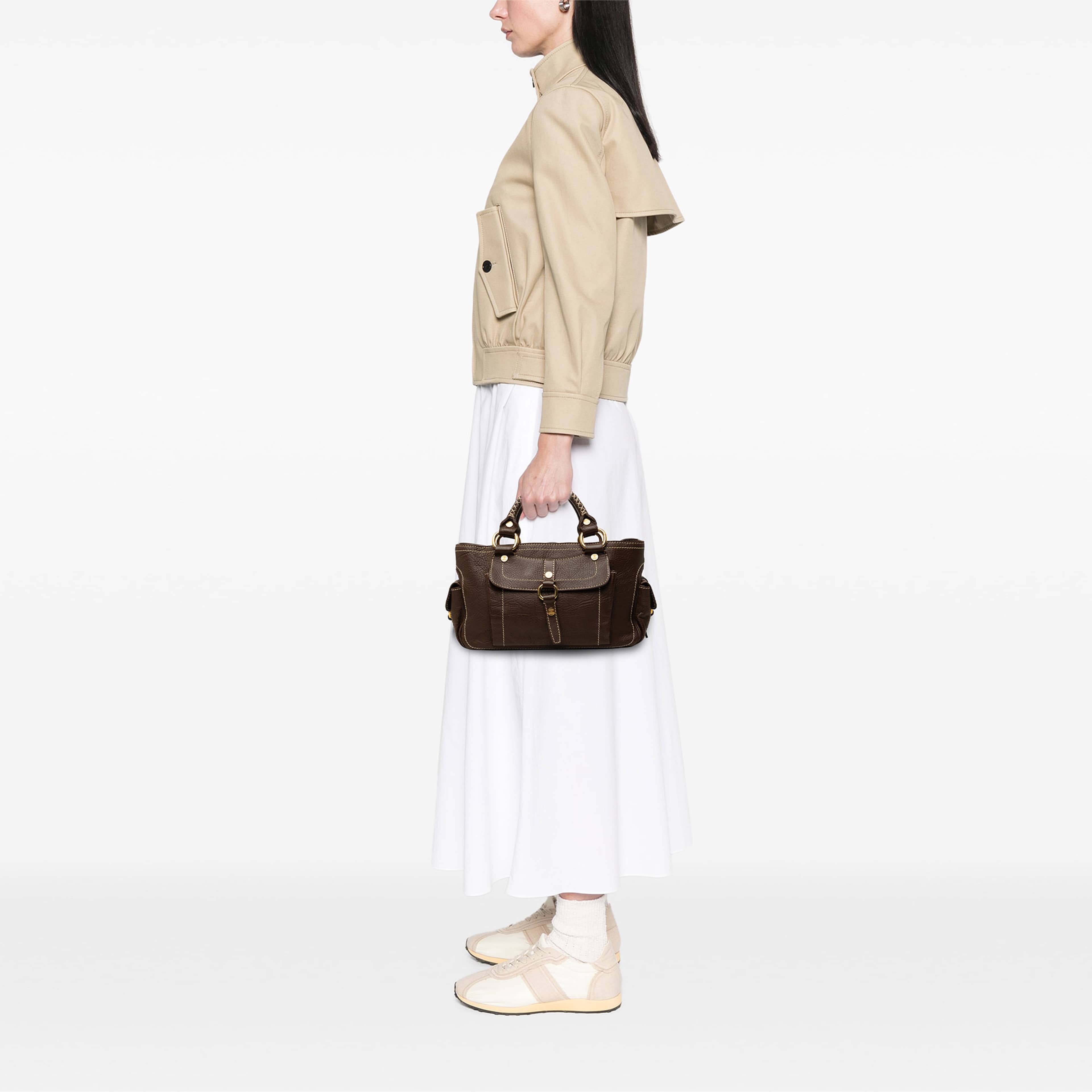 Celine Leather Boogie Handbag, från Luxclusif, i färgen brun. Klicka för att öppna bilden i stort format