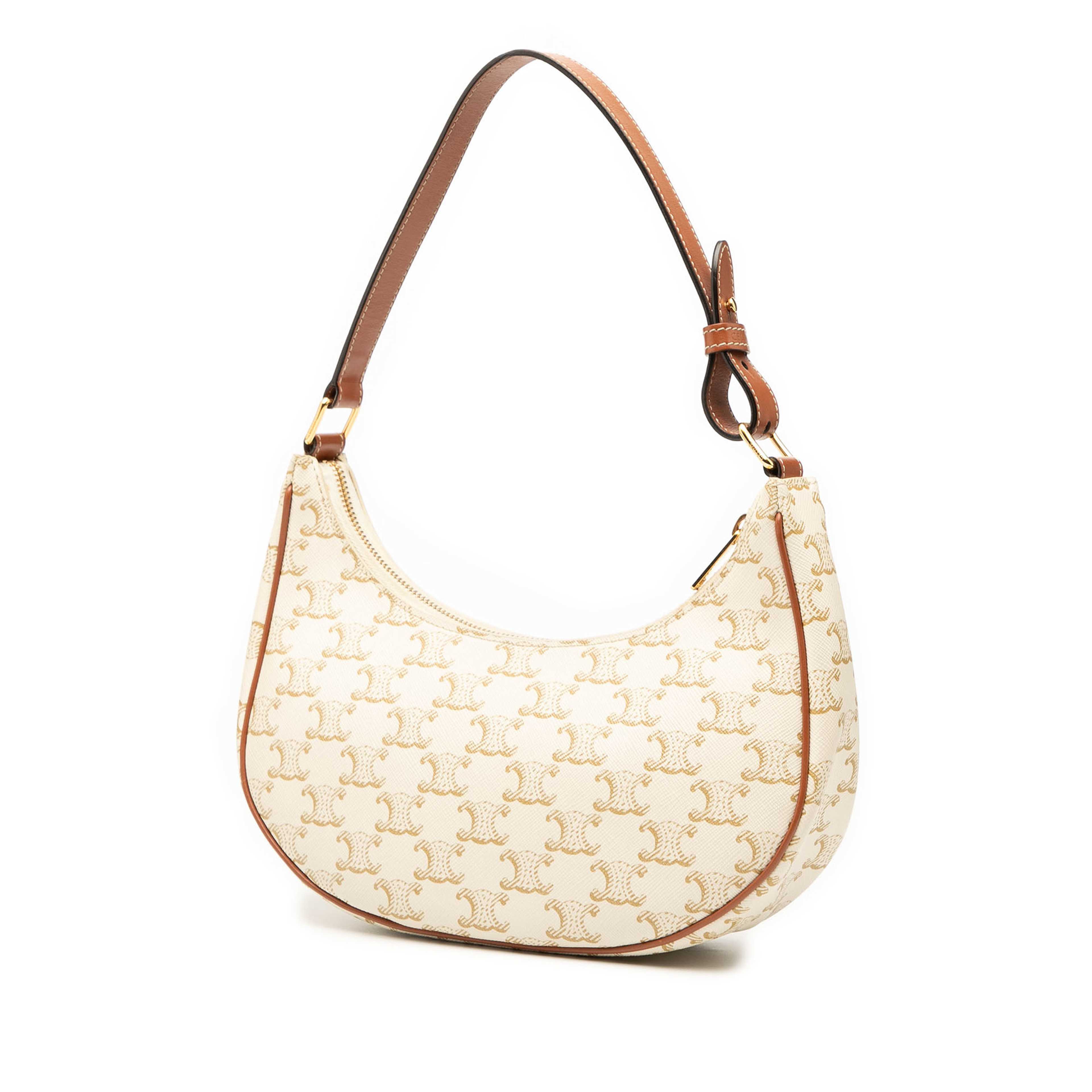 Celine Triomphe Coated Canvas Ava Shoulder Bag, från Luxclusif, i färgen light beige. Klicka för att öppna bilden i stort format