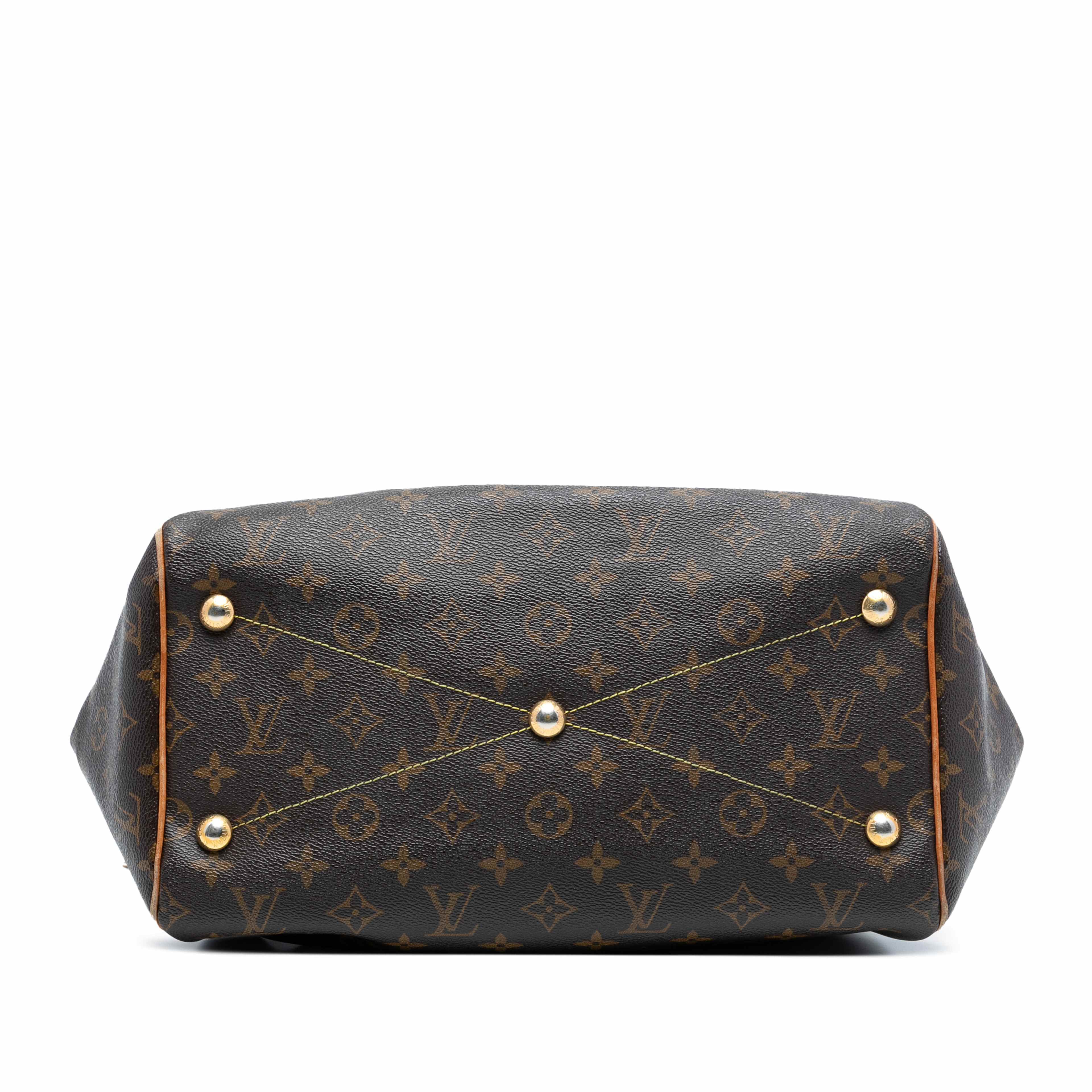 Louis Vuitton Monogram Tivoli Gm, från Luxclusif, i färgen brown. Klicka för att öppna bilden i stort format