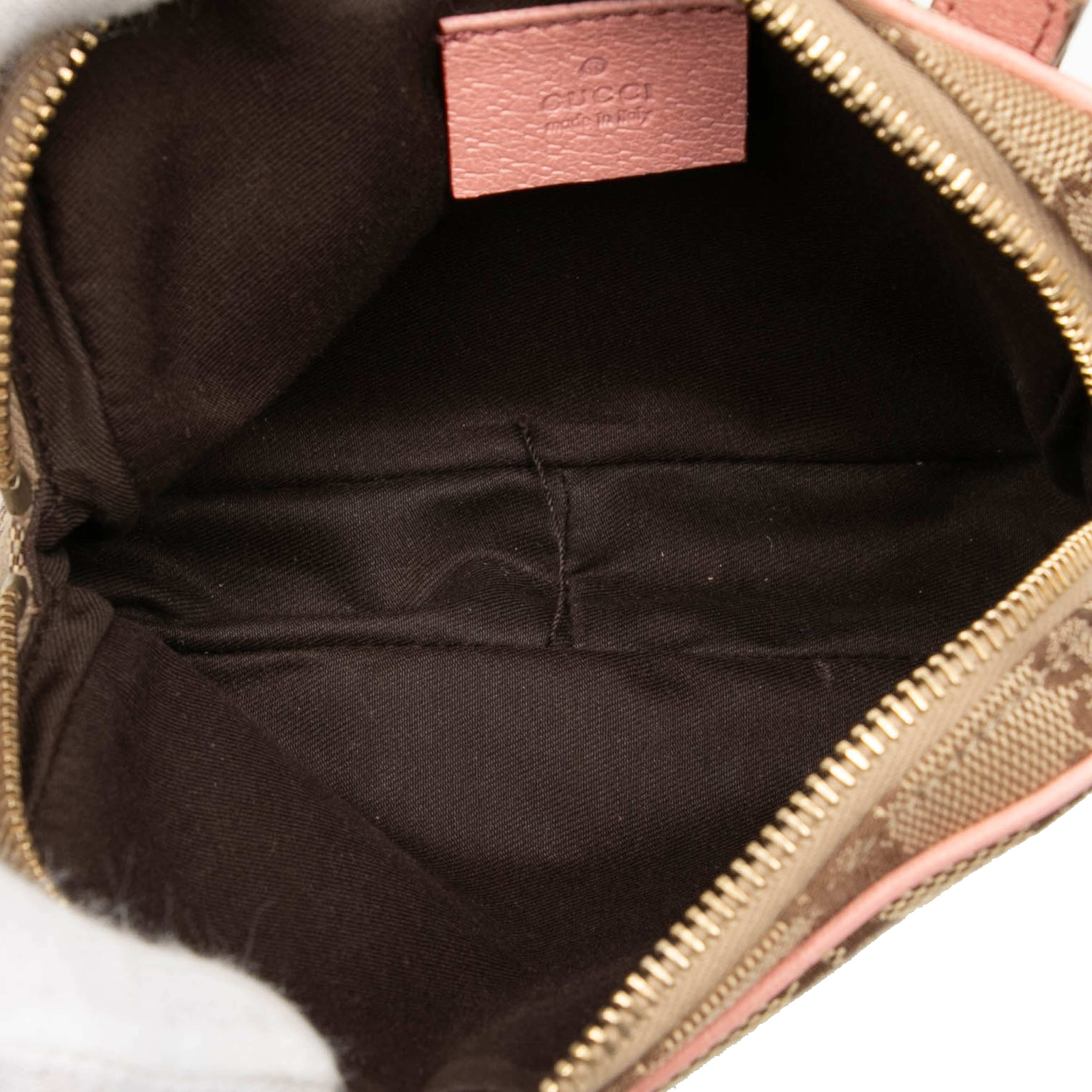 Gucci Gg Canvas Crossbody, från Luxclusif, i färgen beige. Klicka för att öppna bilden i stort format