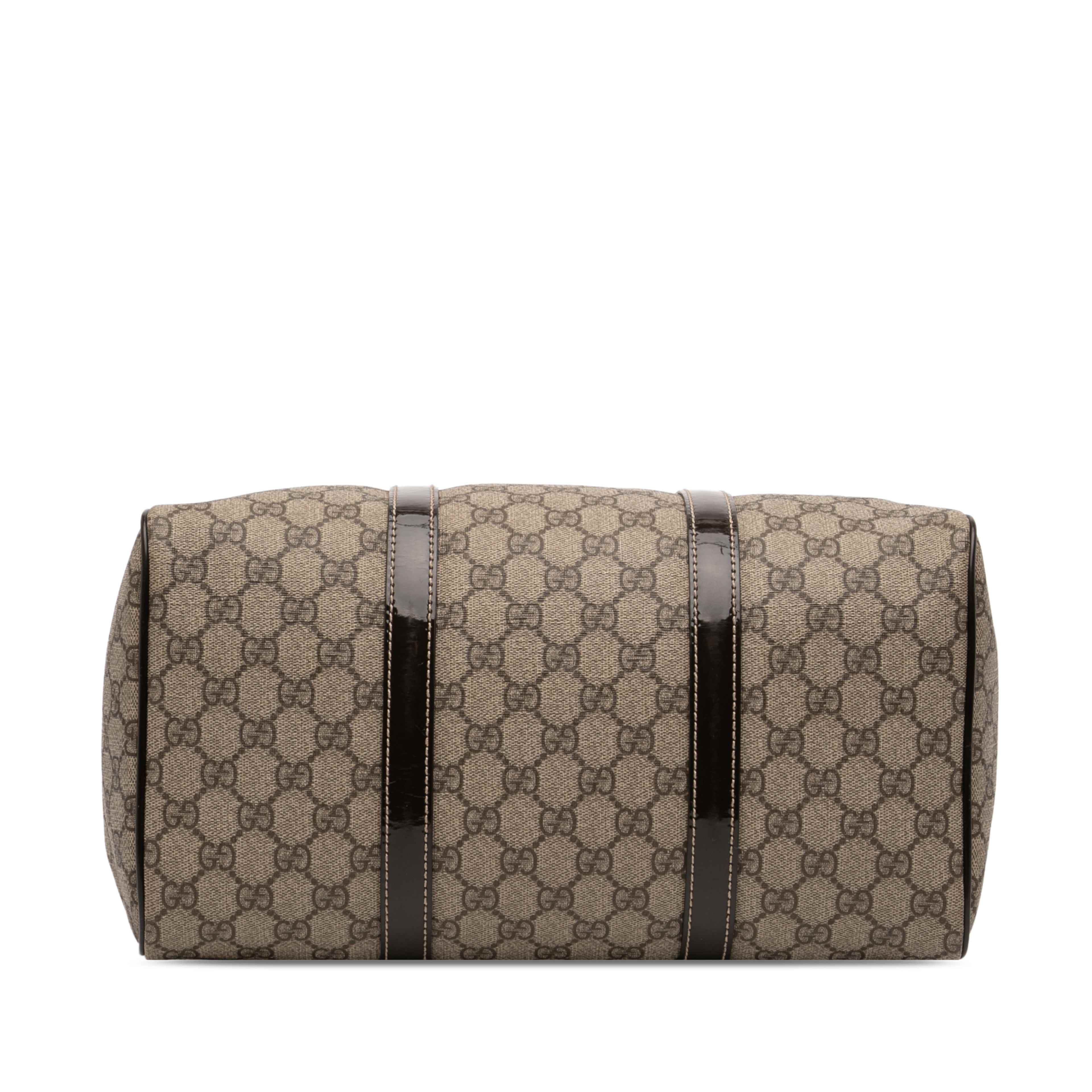 Gucci Medium Gg Supreme Joy Boston Bag, från Luxclusif, i färgen beige. Klicka för att öppna bilden i stort format