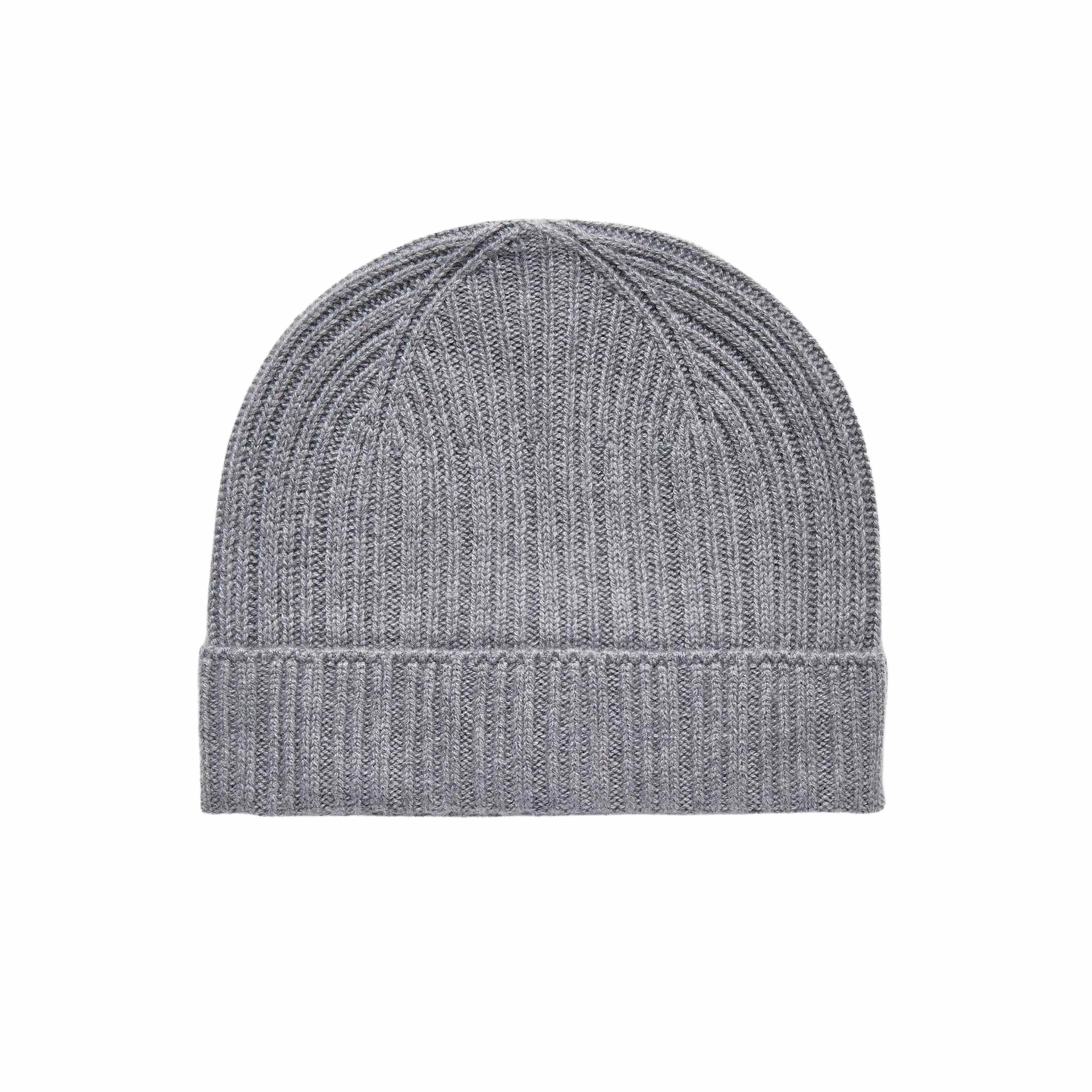 Cashmere Beanie, från John Henric, i färgen ljusgrå. Klicka för att öppna bilden i stort format
