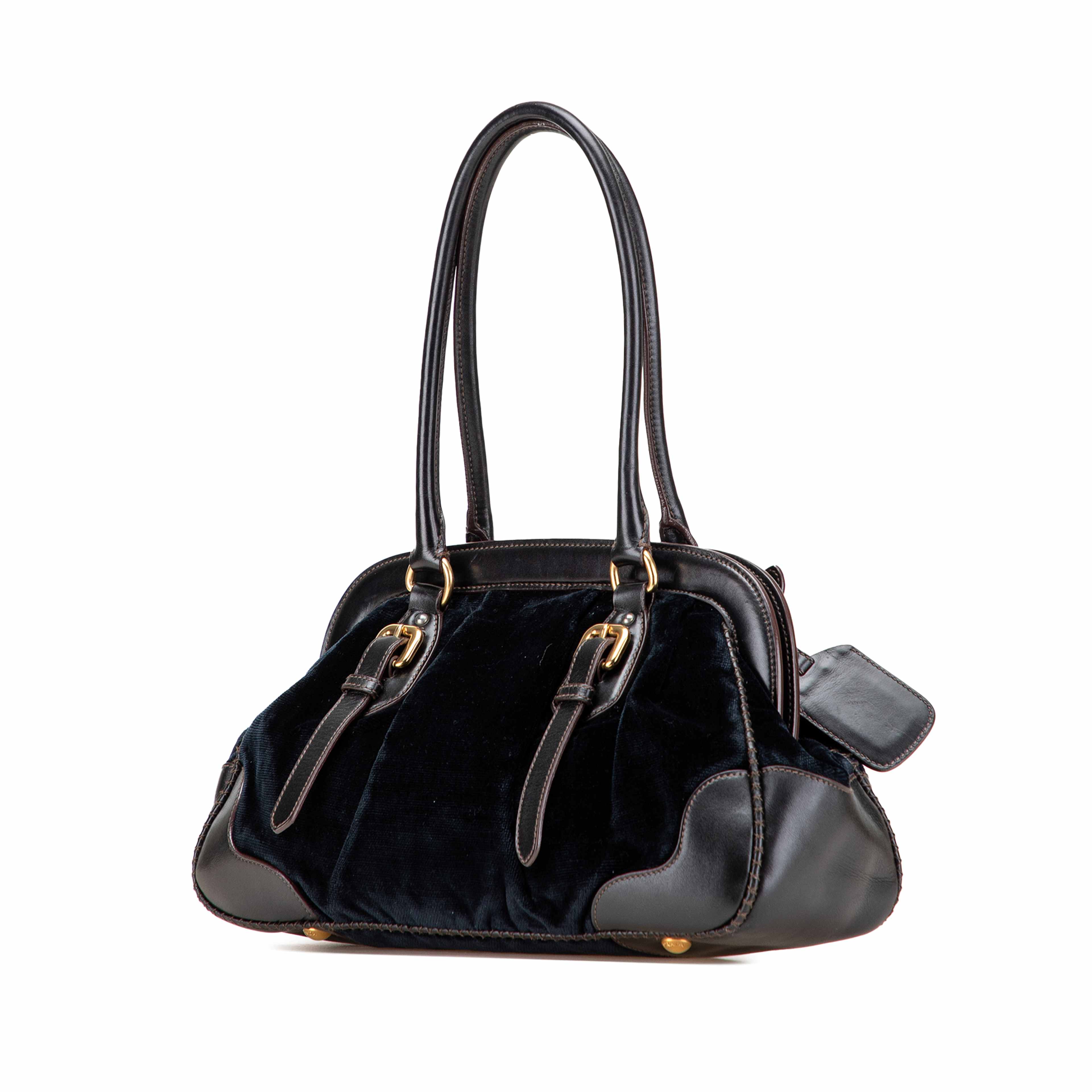 Prada Velvet Logo Frame Shoulder Bag, från Luxclusif, i färgen black.