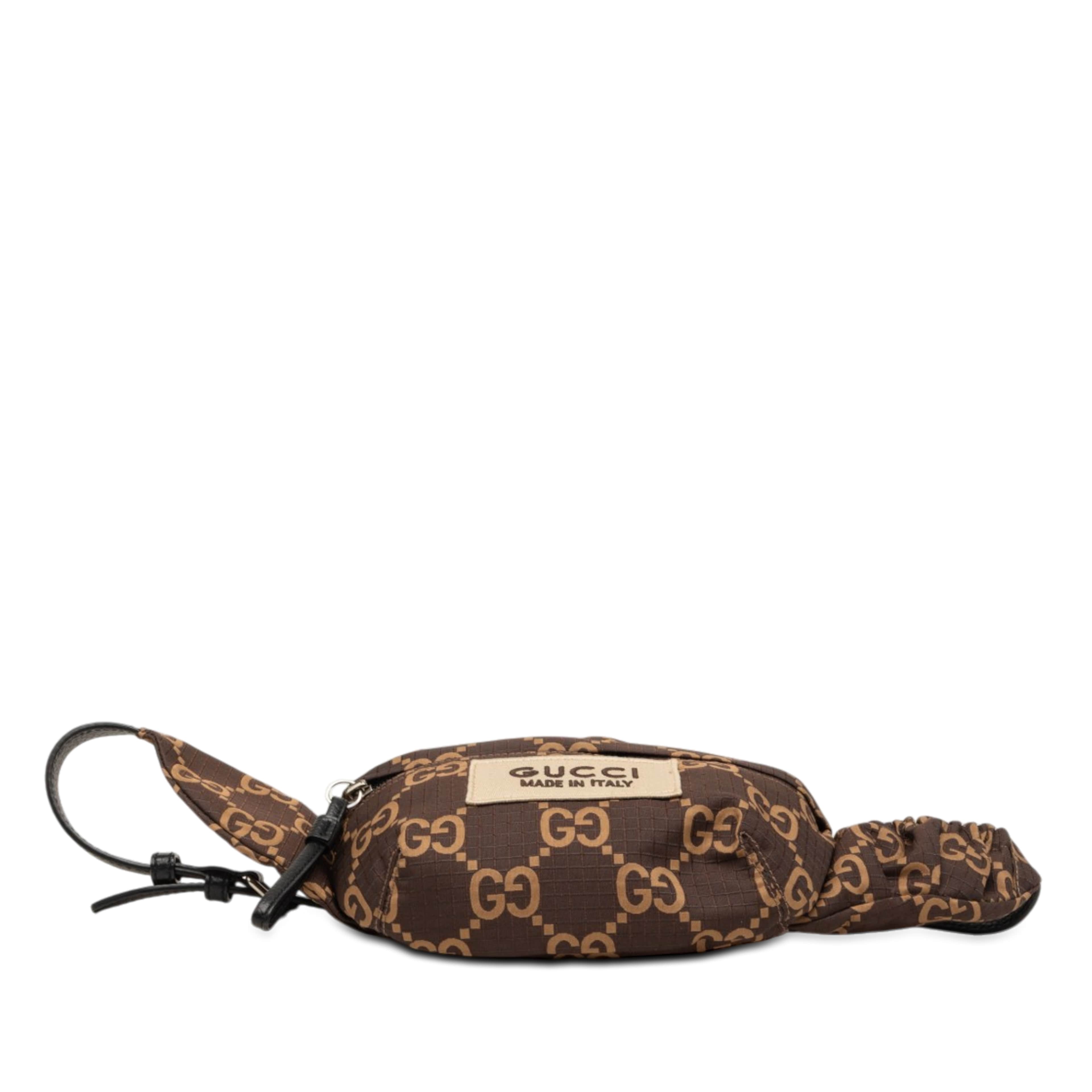 Gucci Gg Nylon Ripstop Belt Bag, från Luxclusif, i färgen brun. Klicka för att öppna bilden i stort format