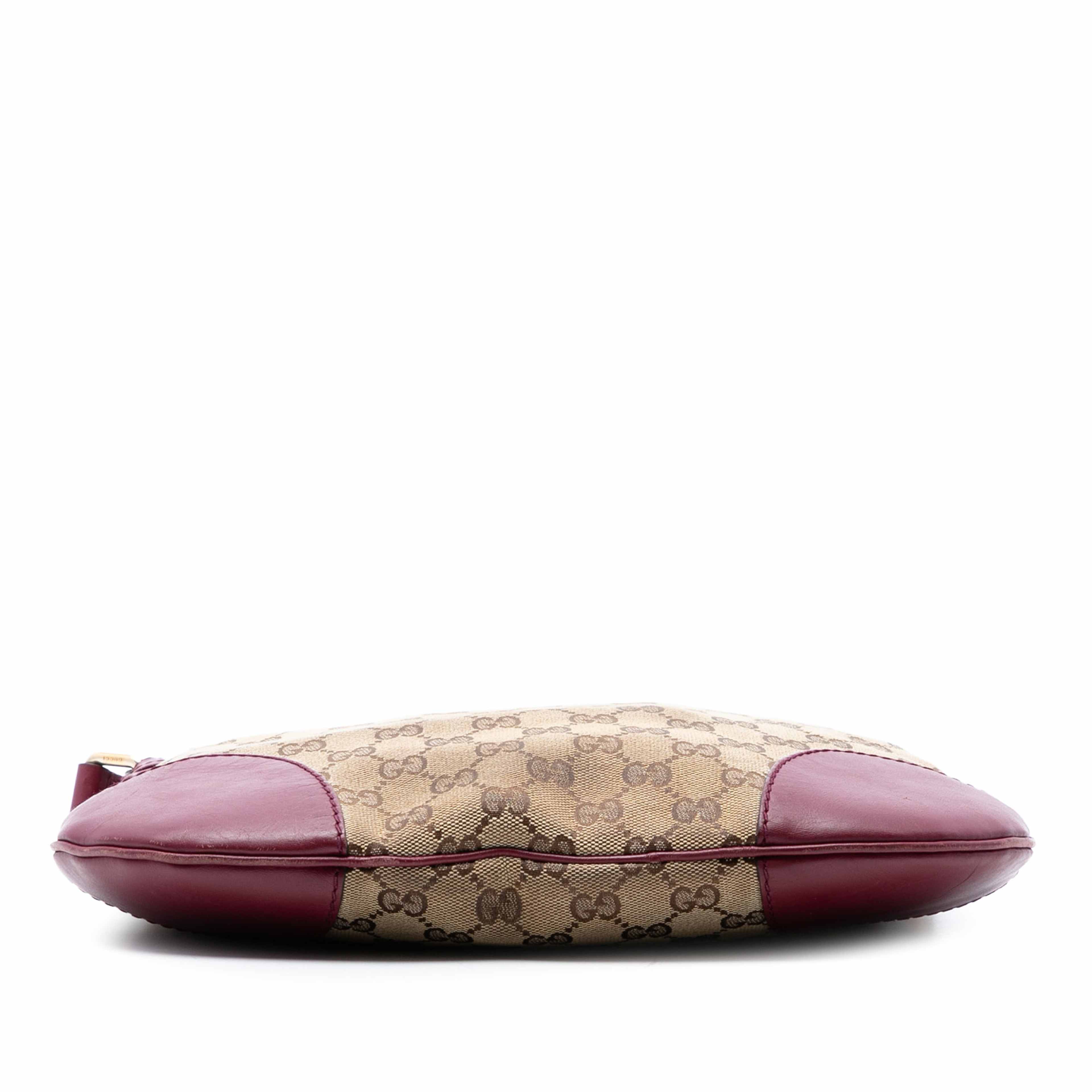 Gucci Gg Canvas Mayfair Crossbody, från Luxclusif, i färgen beige. Klicka för att öppna bilden i stort format