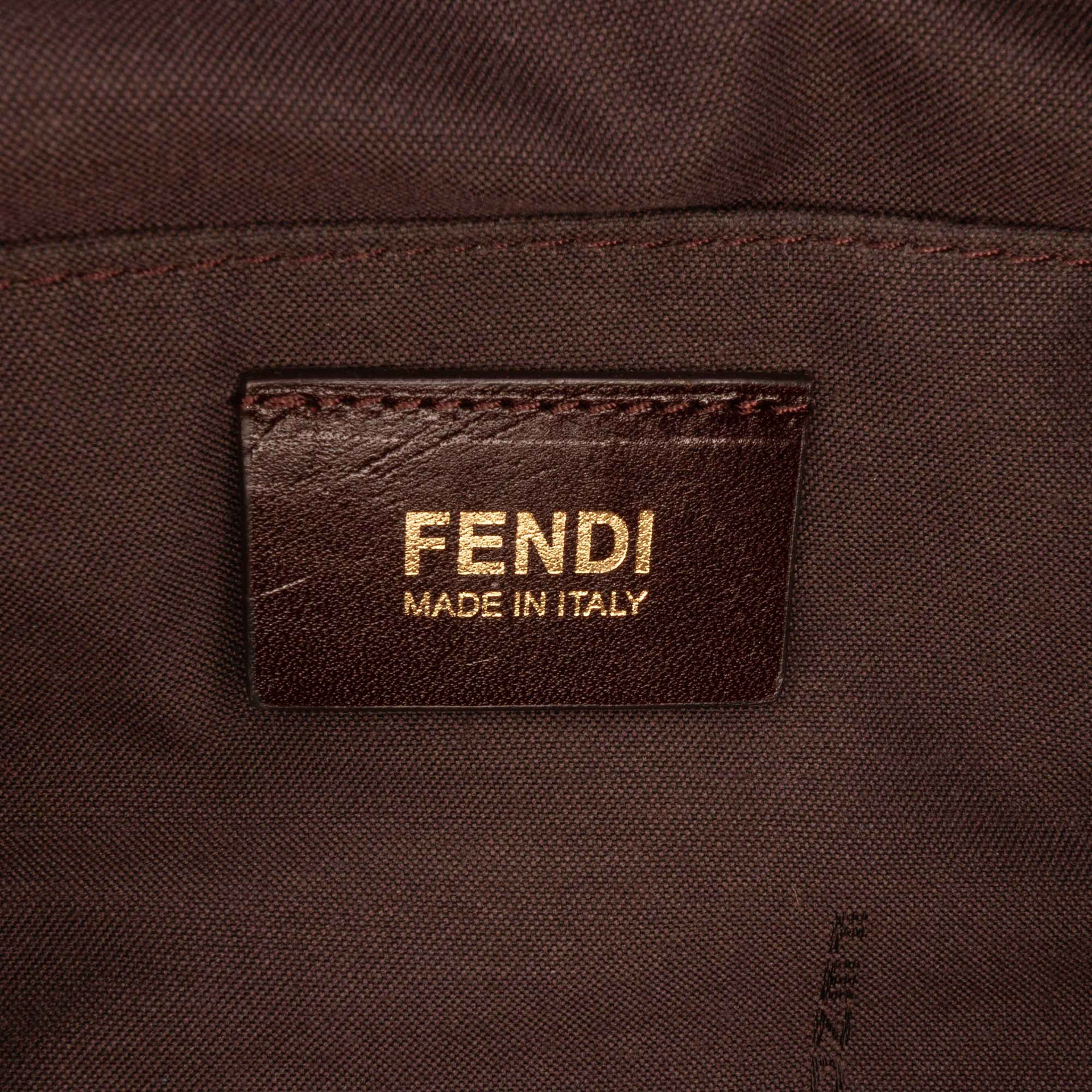 Fendi Nubuck Ff Chains Tote, från Luxclusif, i färgen blue. Klicka för att öppna bilden i stort format
