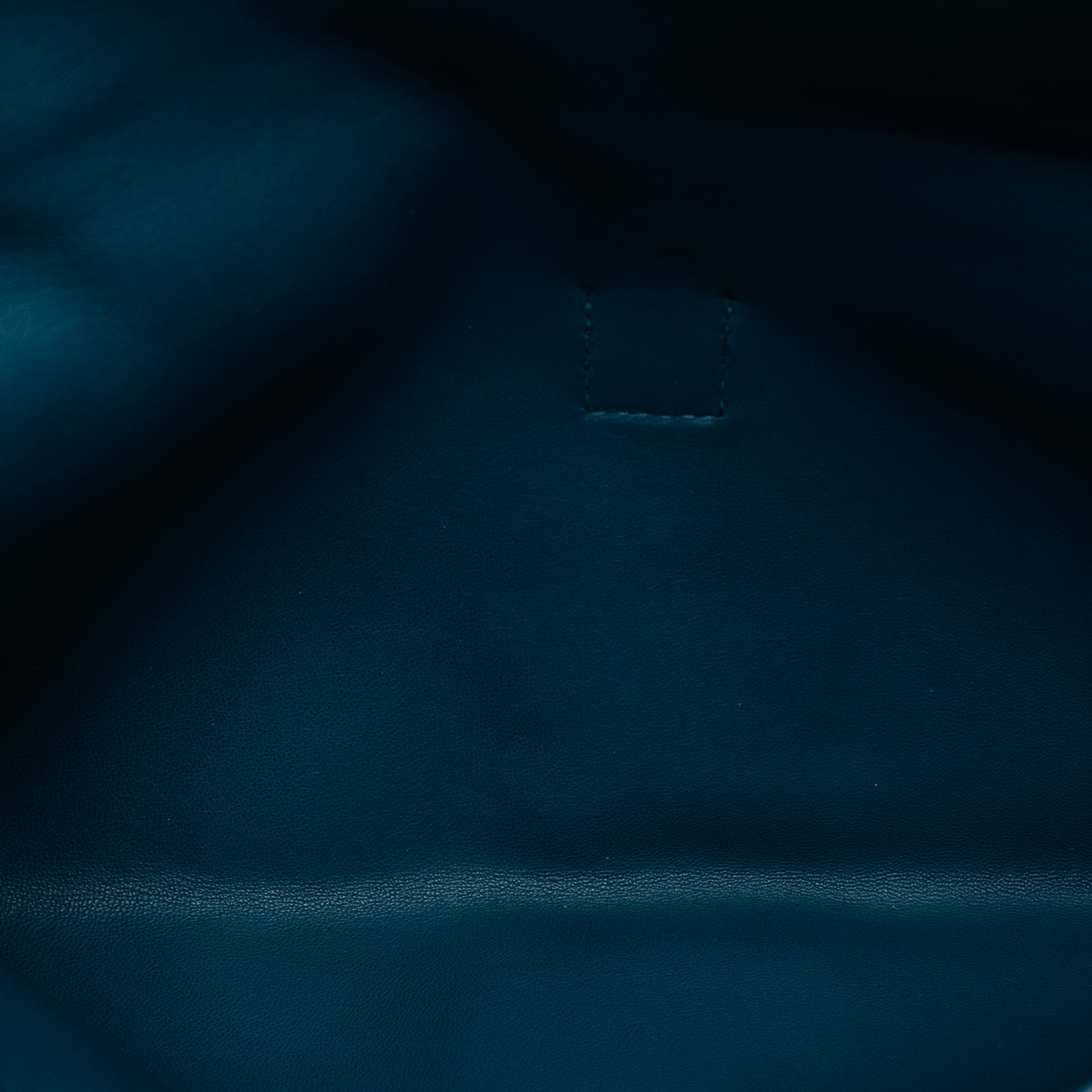 Hermès Epsom Jige Elan 29, från Luxclusif, i färgen peacock. Klicka för att öppna bilden i stort format