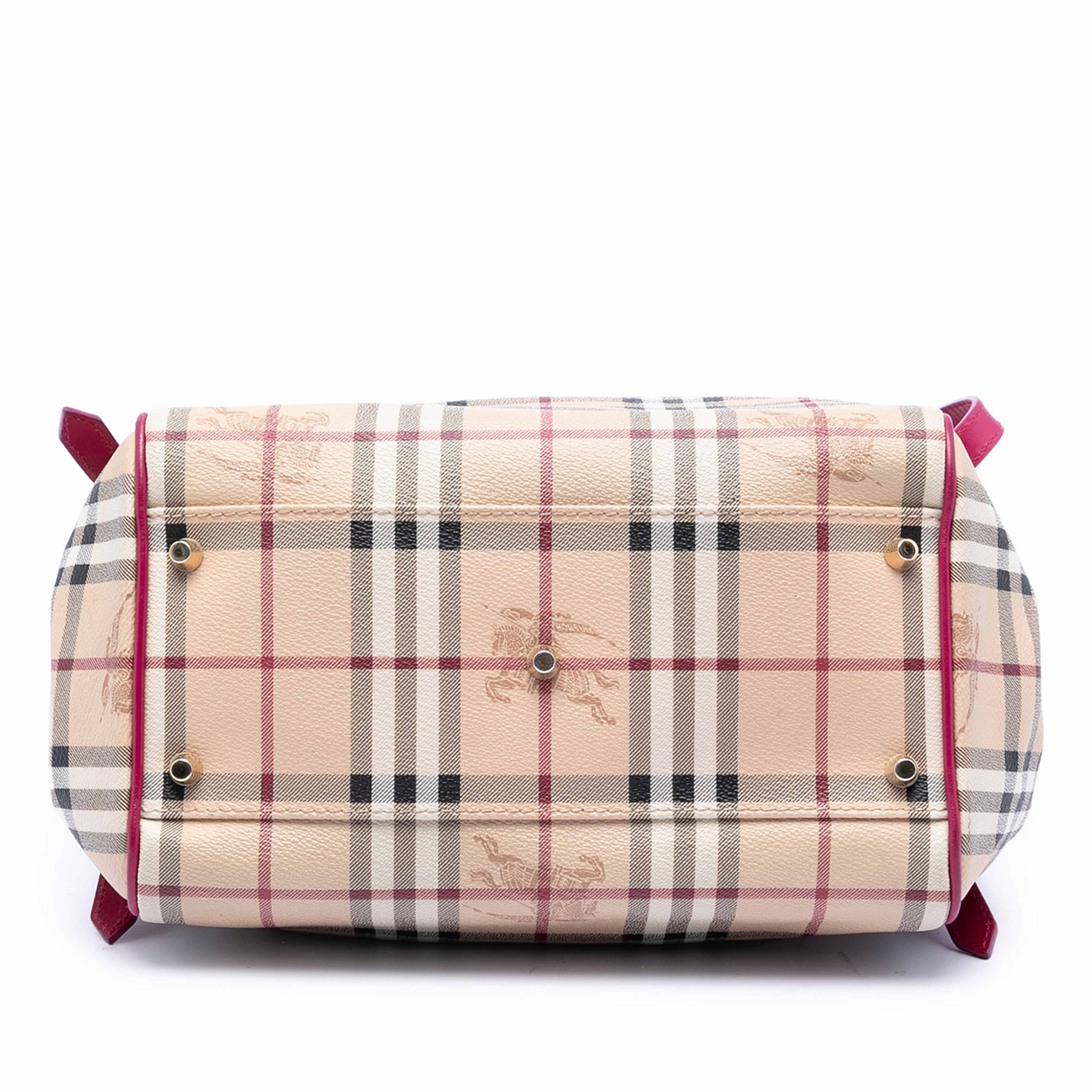 Burberry Small Haymarket Check Coated Canvas Canterbury Tote, från Luxclusif, i färgen rosa. Klicka för att öppna bilden i stort format