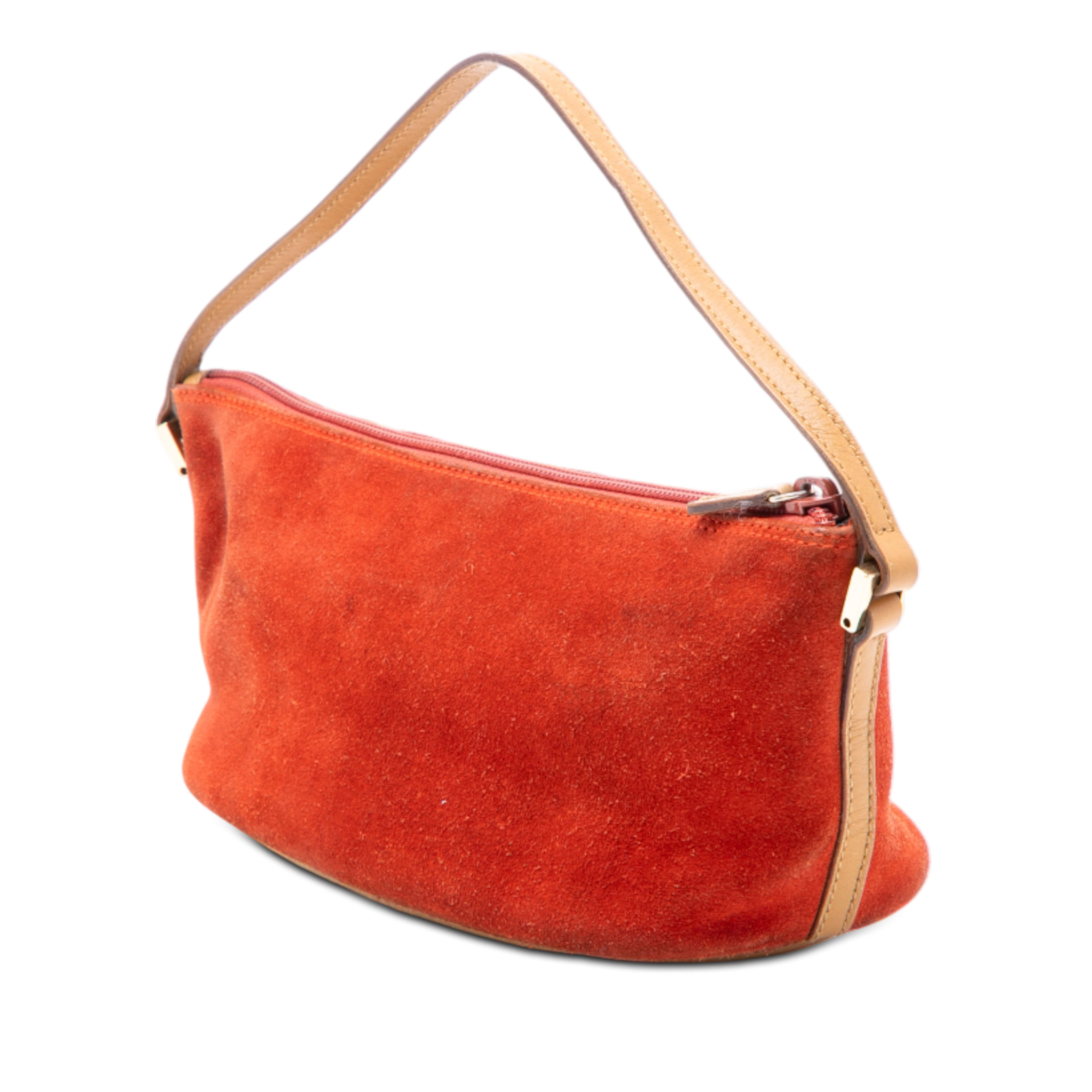 Gucci Suede Boat, från Luxclusif, i färgen red orange. Klicka för att öppna bilden i stort format
