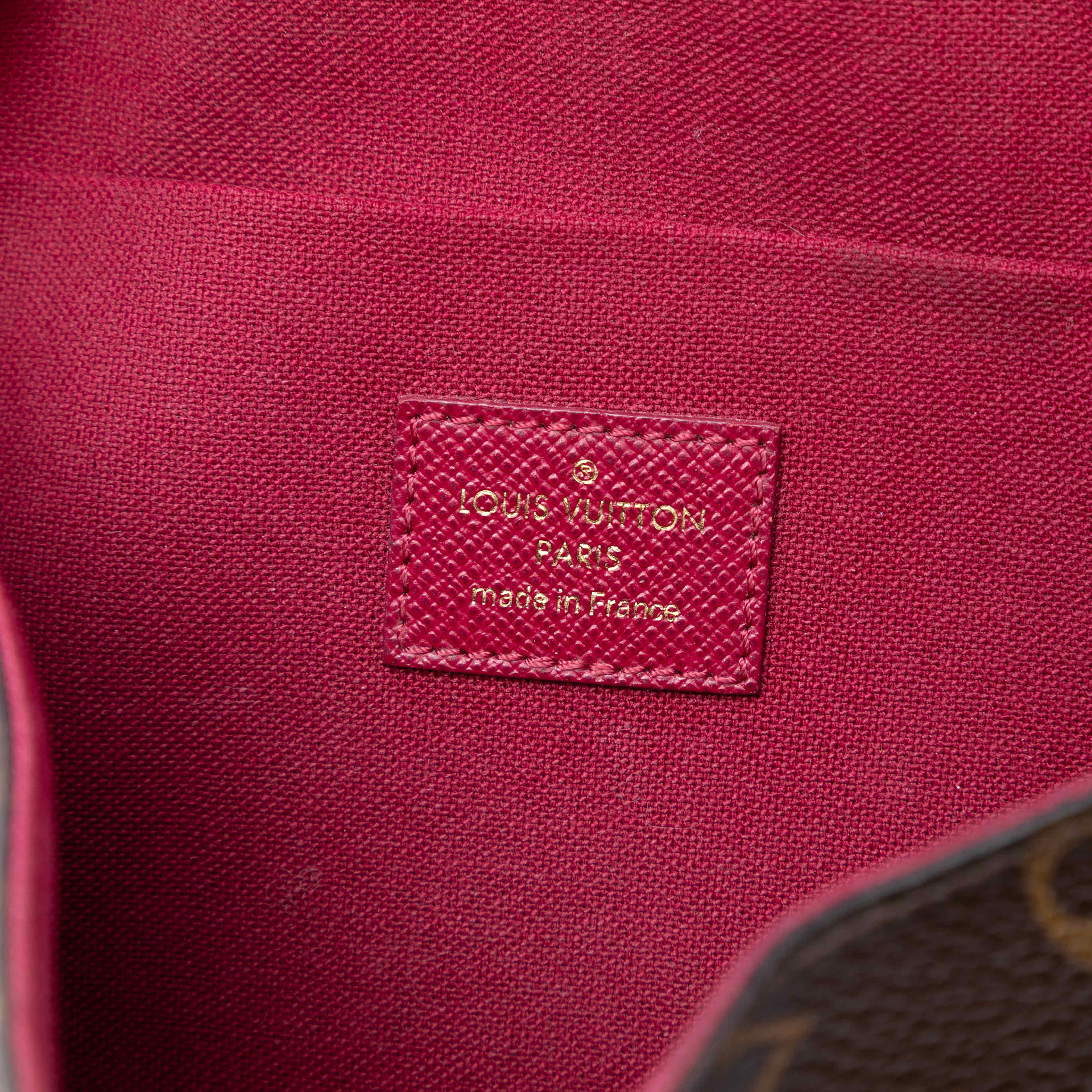 Louis Vuitton Monogram Pochette Felicie, från Luxclusif, i färgen brown. Klicka för att öppna bilden i stort format