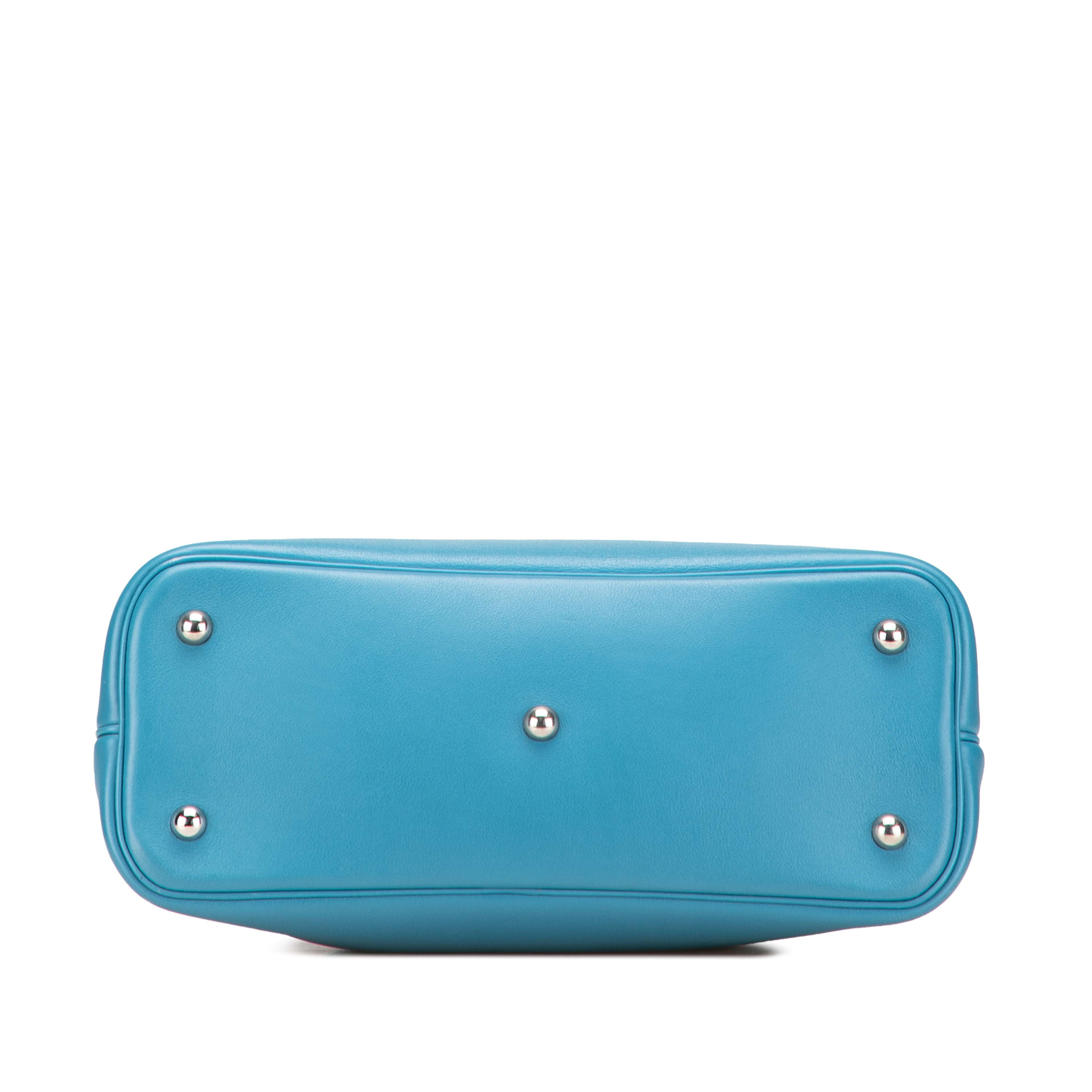 Hermès Swift Bolide 1923 30, från Luxclusif, i färgen turquoise.