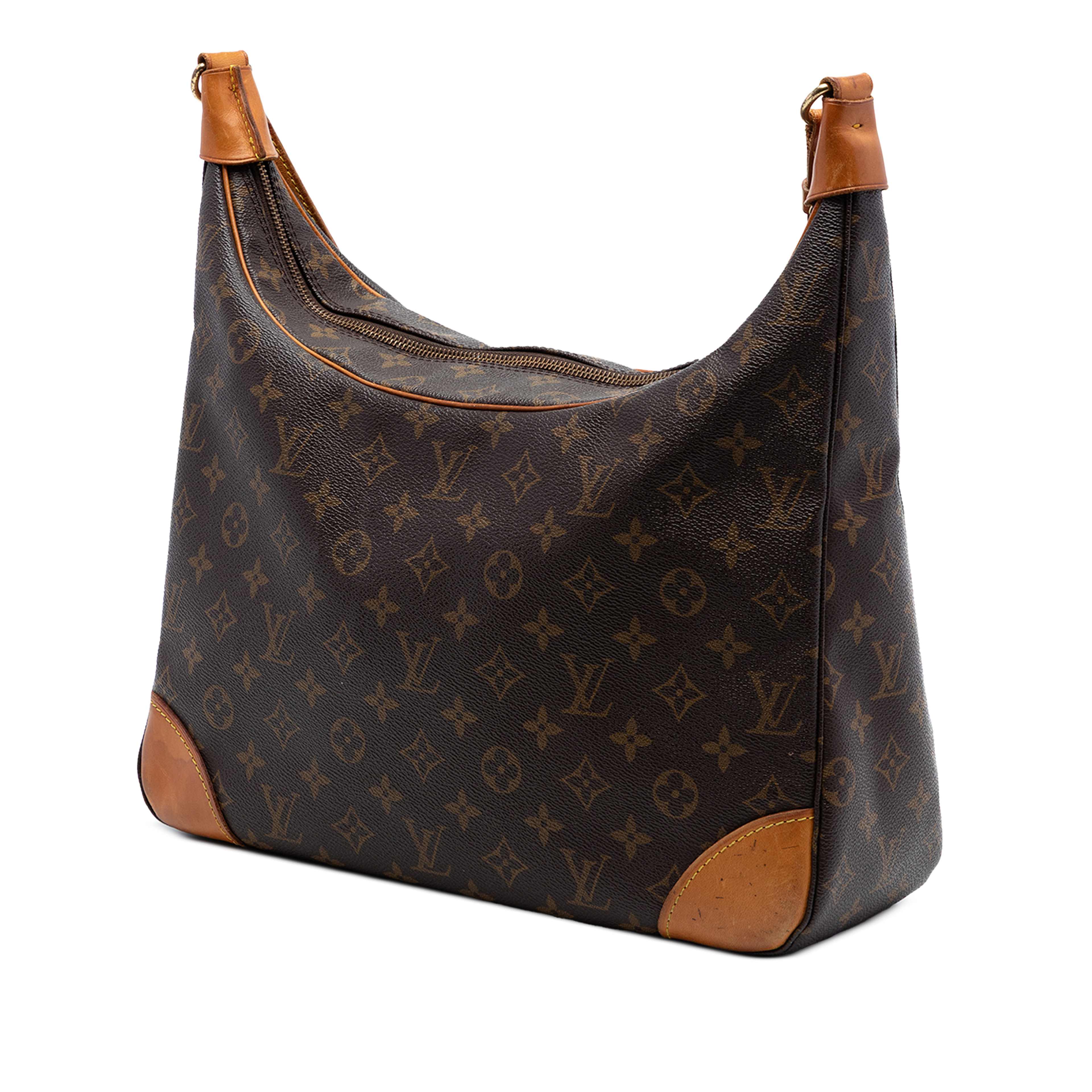 Louis Vuitton Monogram Boulogne Gm, från Luxclusif, i färgen brun. Klicka för att öppna bilden i stort format