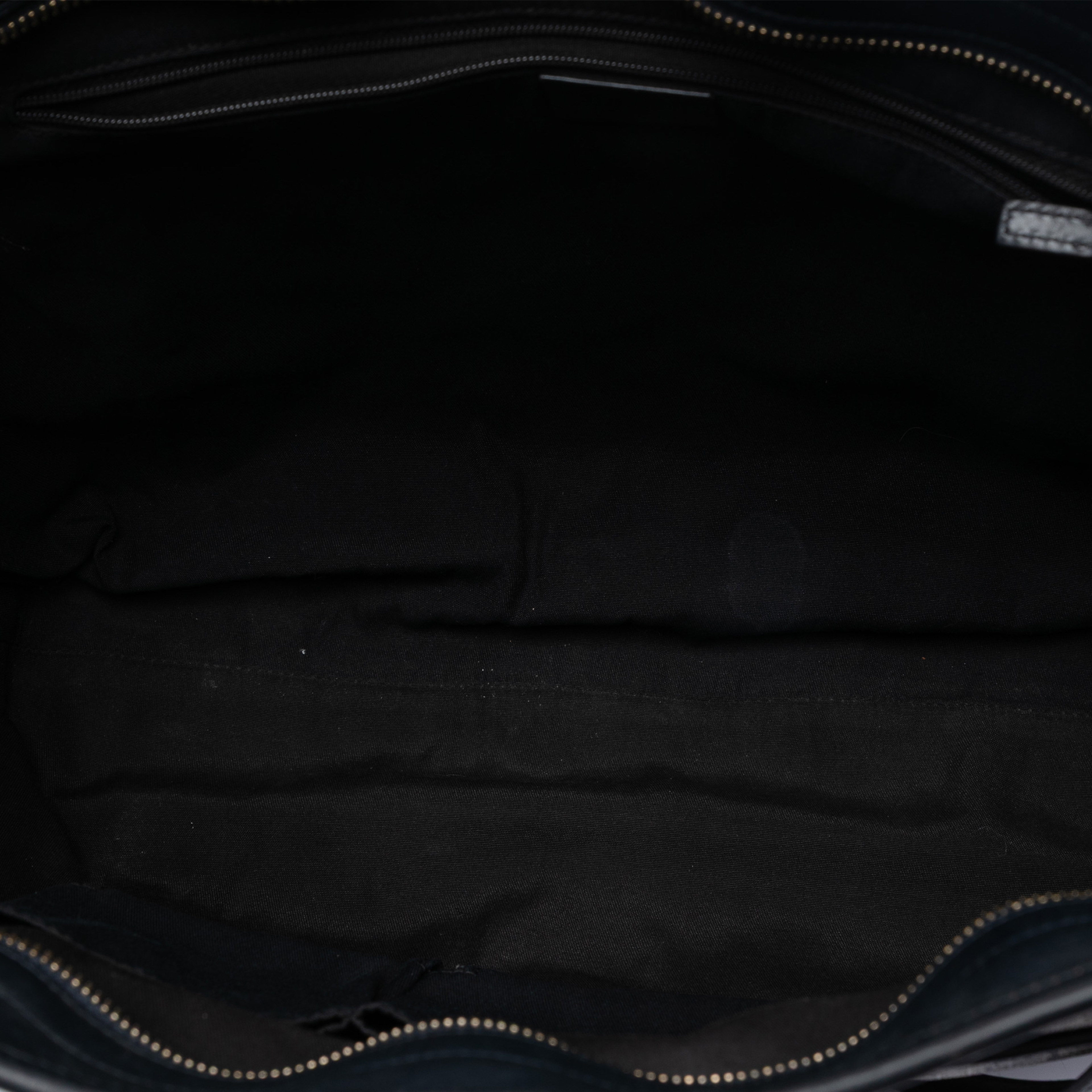 Gucci Gg Supreme Joy Convertible Tote, från Luxclusif, i färgen beige. Klicka för att öppna bilden i stort format