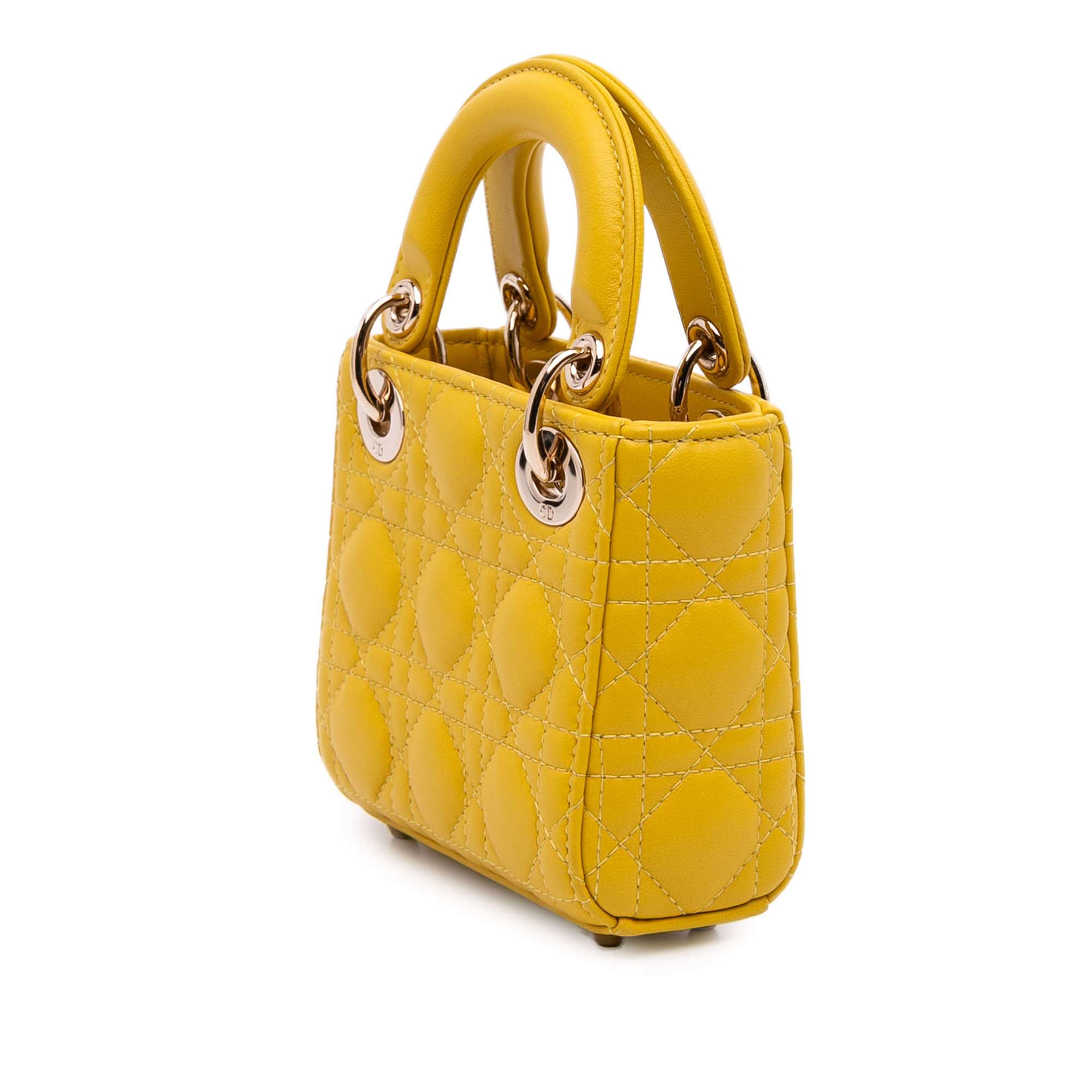 Dior Micro Lambskin Cannage Lady Dior, från Luxclusif, i färgen gul. Klicka för att öppna bilden i stort format