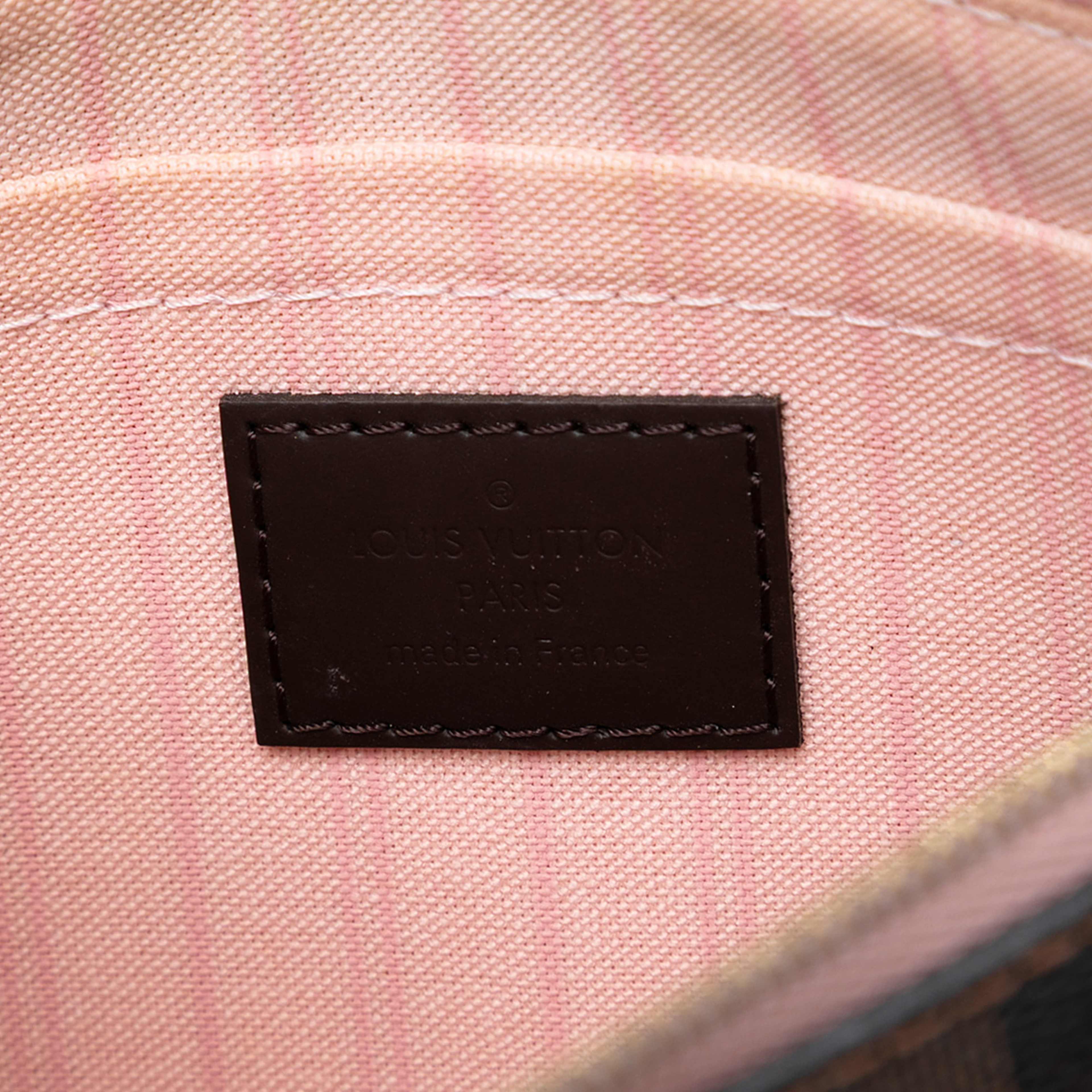 Louis Vuitton Damier Ebene Neverfull Pouch Mm, från Luxclusif, i färgen brown. Klicka för att öppna bilden i stort format