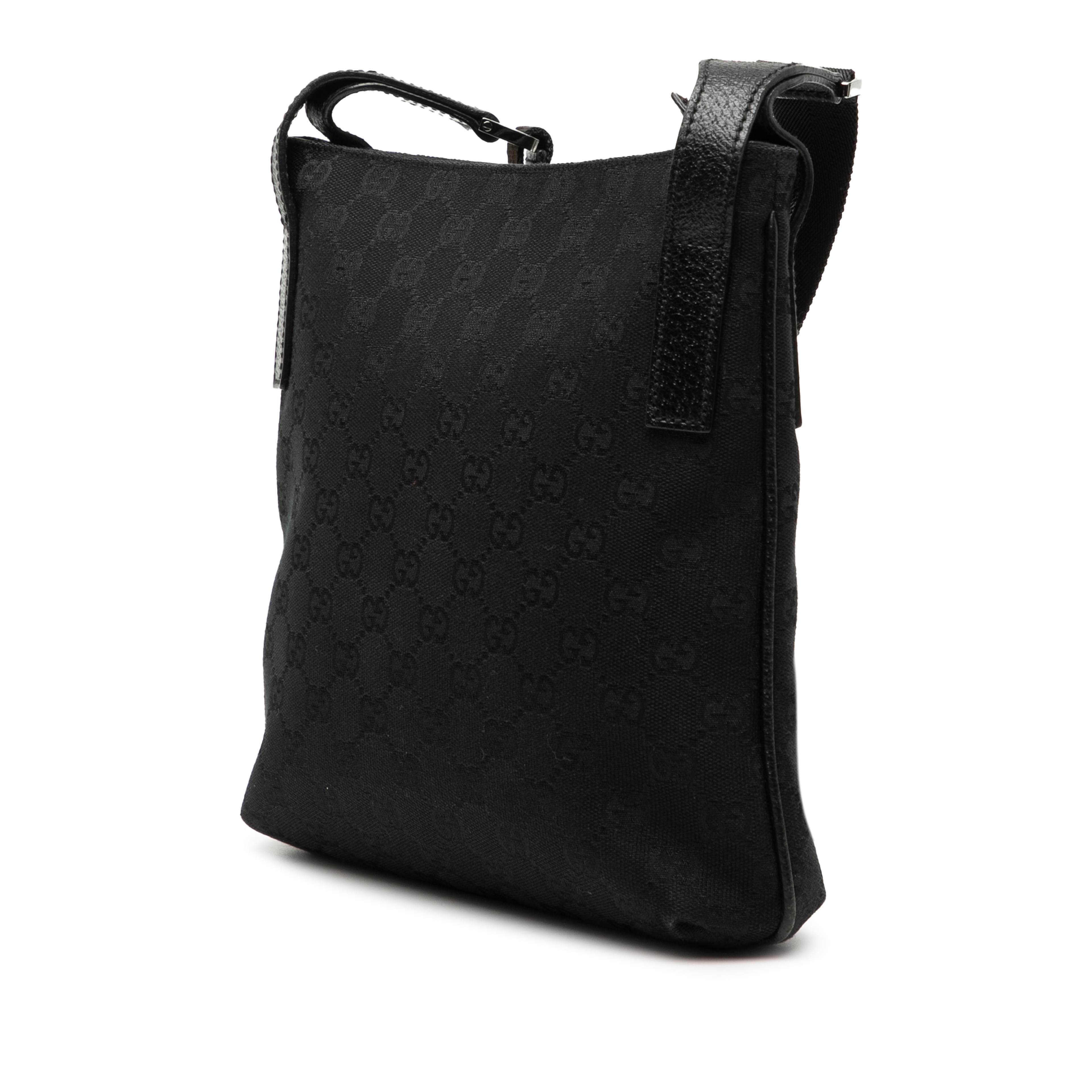 Gucci Gg Canvas Crossbody, från Luxclusif, i färgen svart. Klicka för att öppna bilden i stort format