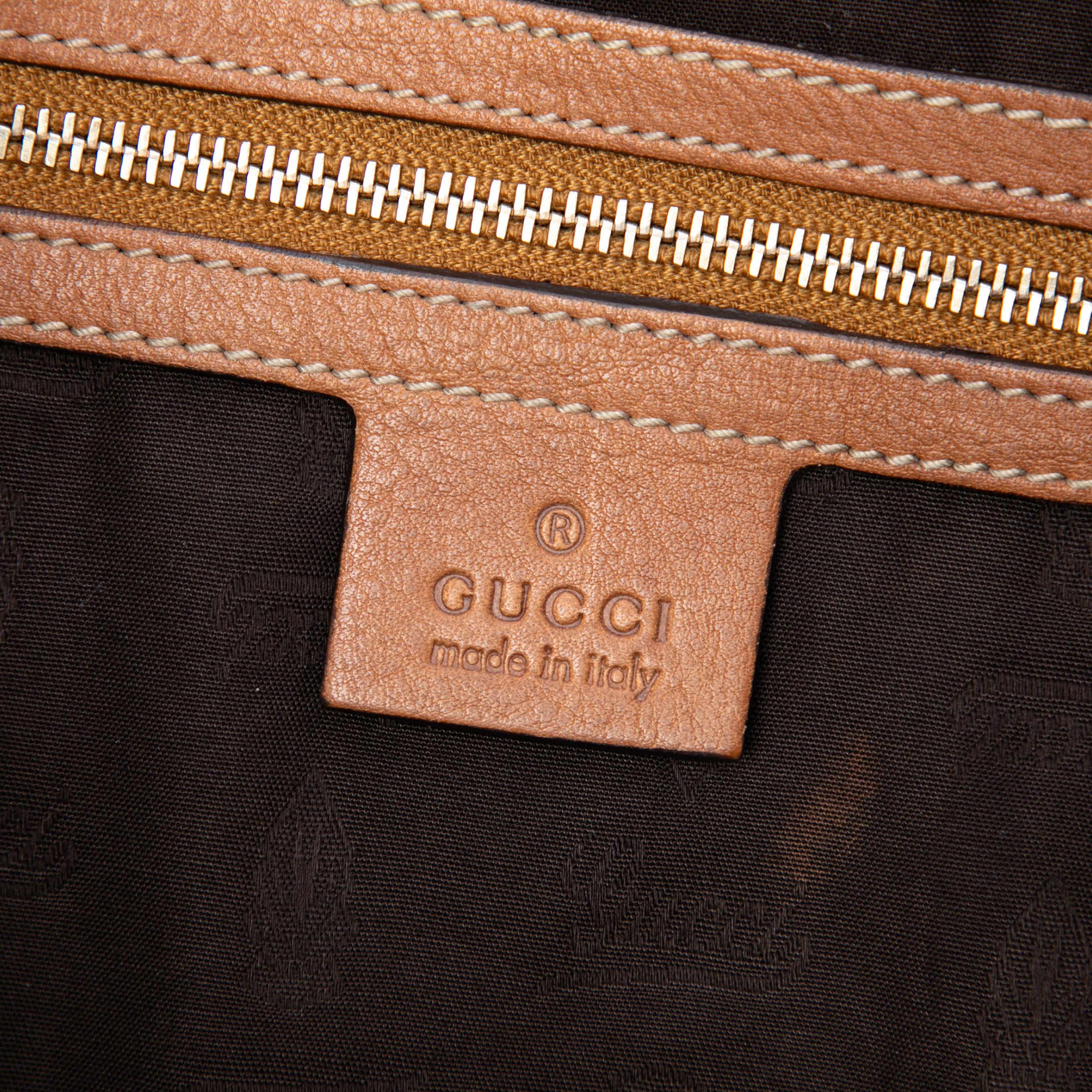 Gucci Gg Canvas Gg Charm Tote, från Luxclusif, i färgen brun. Klicka för att öppna bilden i stort format