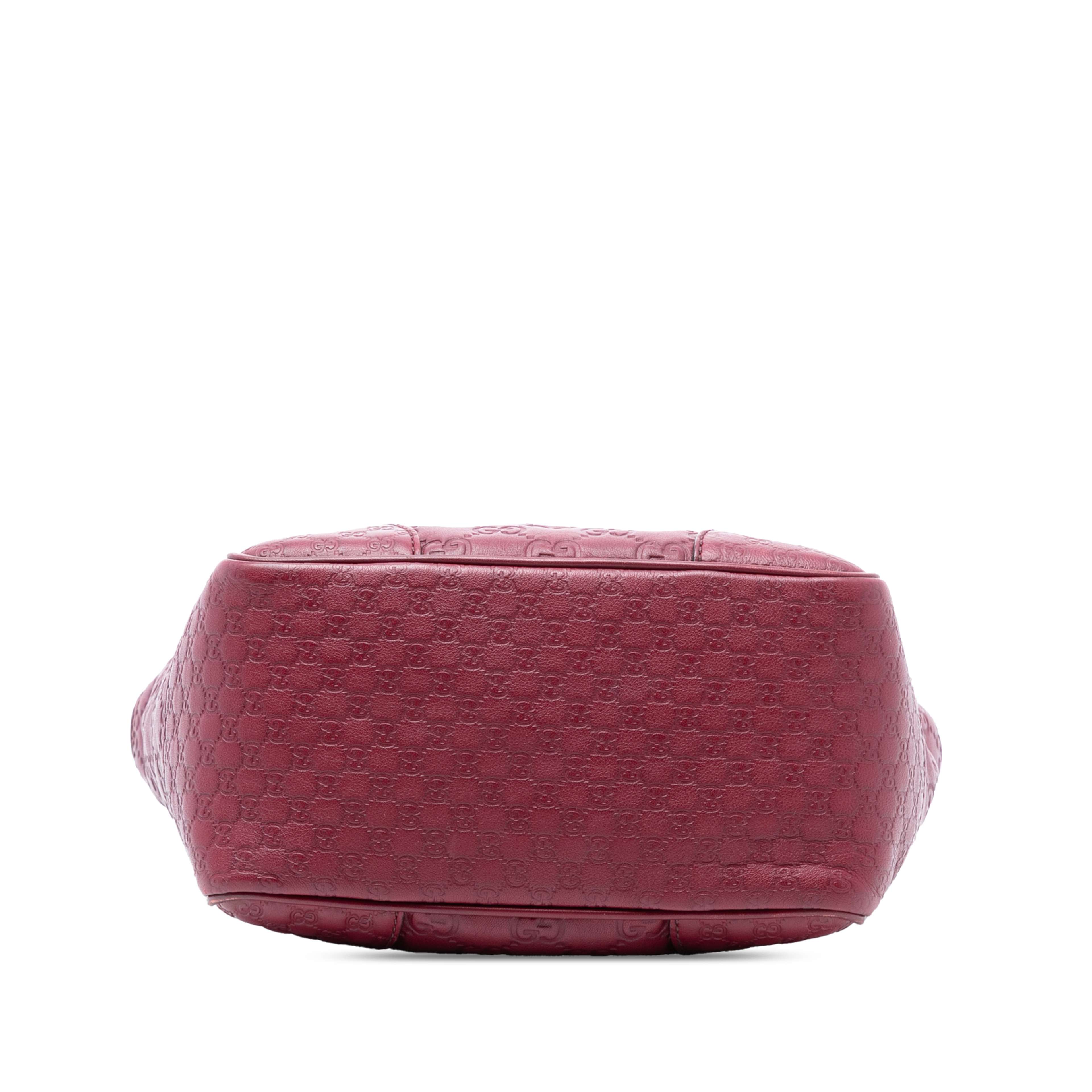 Gucci Small Guccissima Bree Satchel, från Luxclusif, i färgen maroon. Klicka för att öppna bilden i stort format