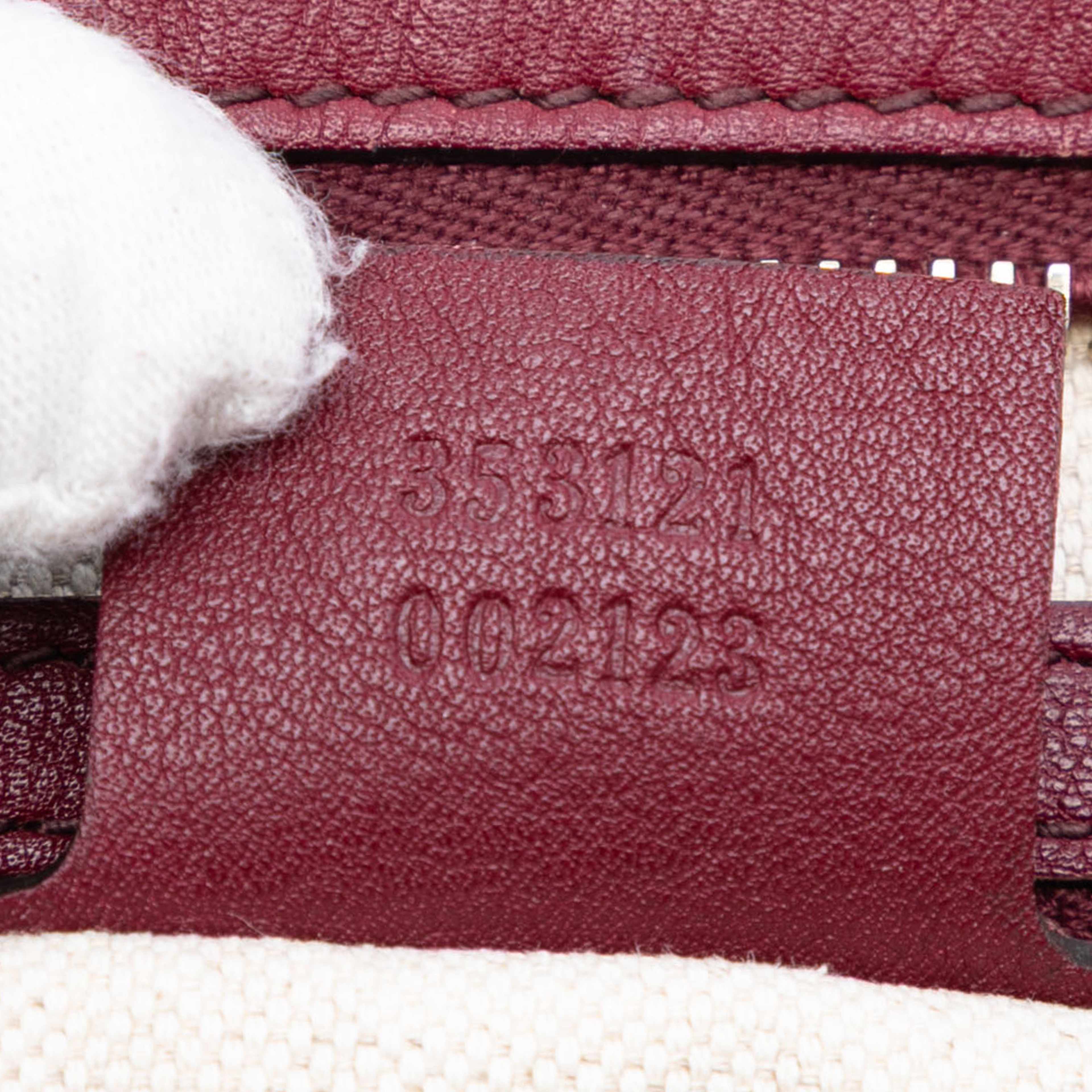 Gucci Small Guccissima Bree Satchel, från Luxclusif, i färgen maroon. Klicka för att öppna bilden i stort format