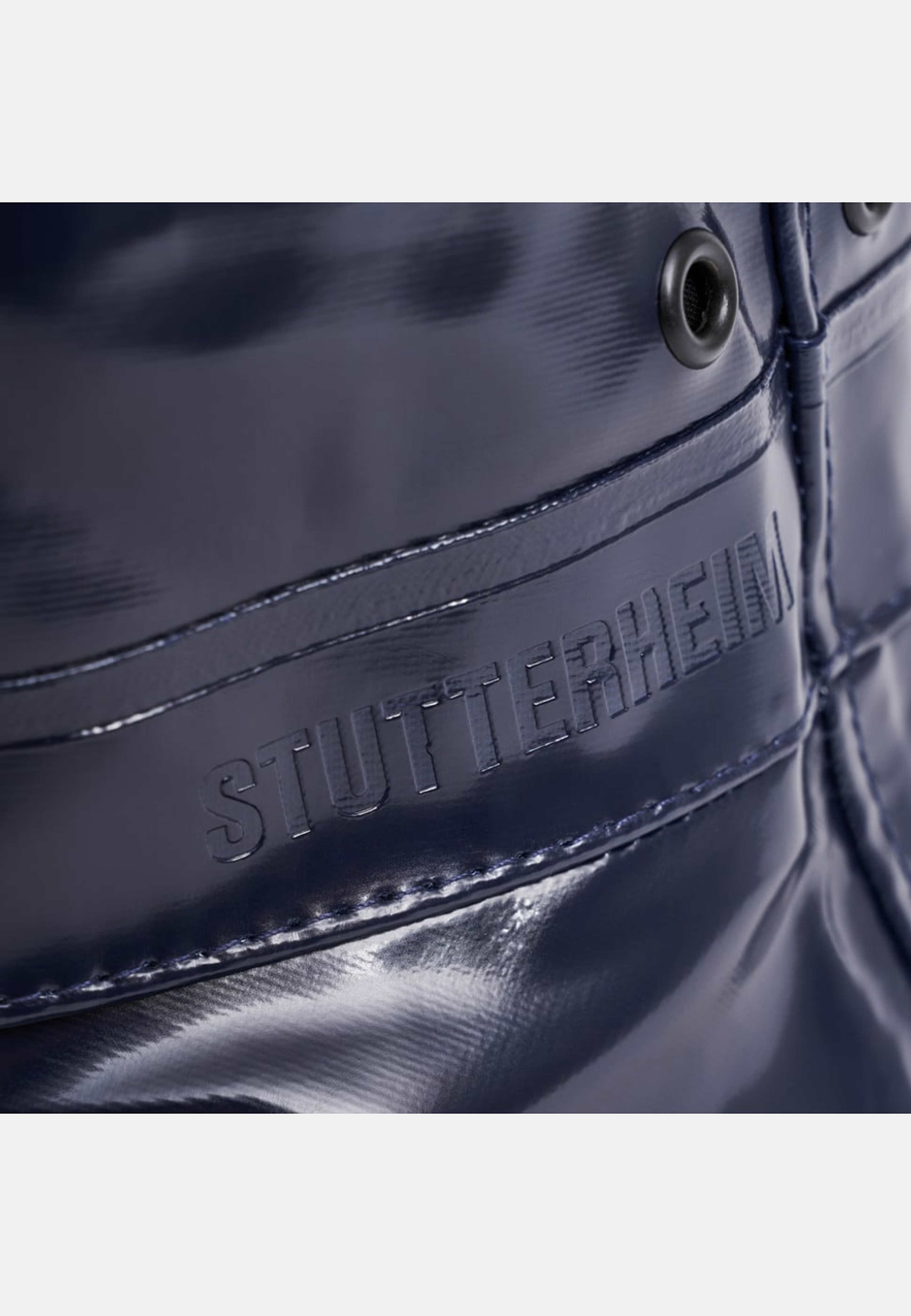 Beckholmen Opal Bucket Hat, från Stutterheim, i färgen navy. Klicka för att öppna bilden i stort format