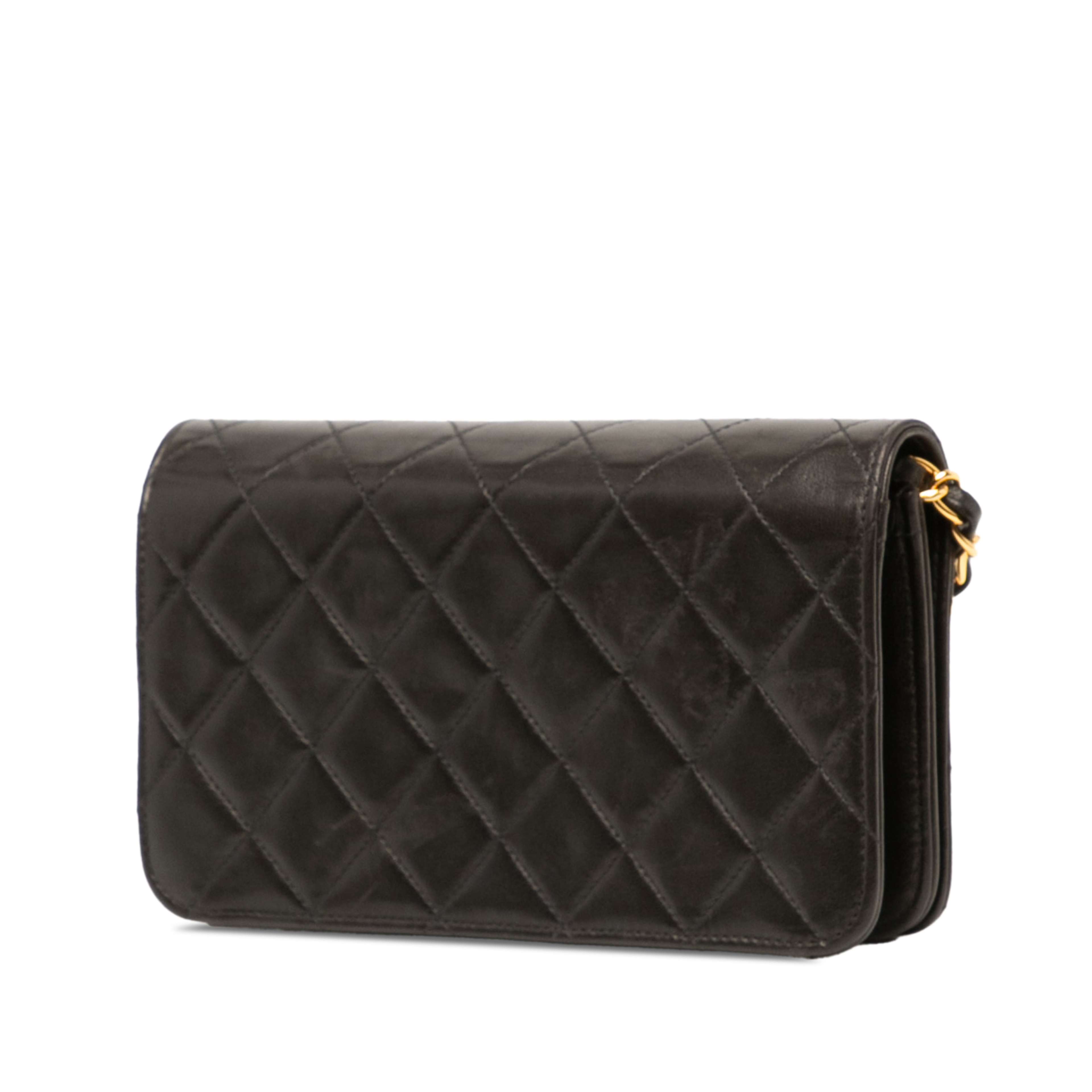 Chanel Mini Cc Quilted Lambskin Full Flap, från Luxclusif, i färgen svart. Klicka för att öppna bilden i stort format