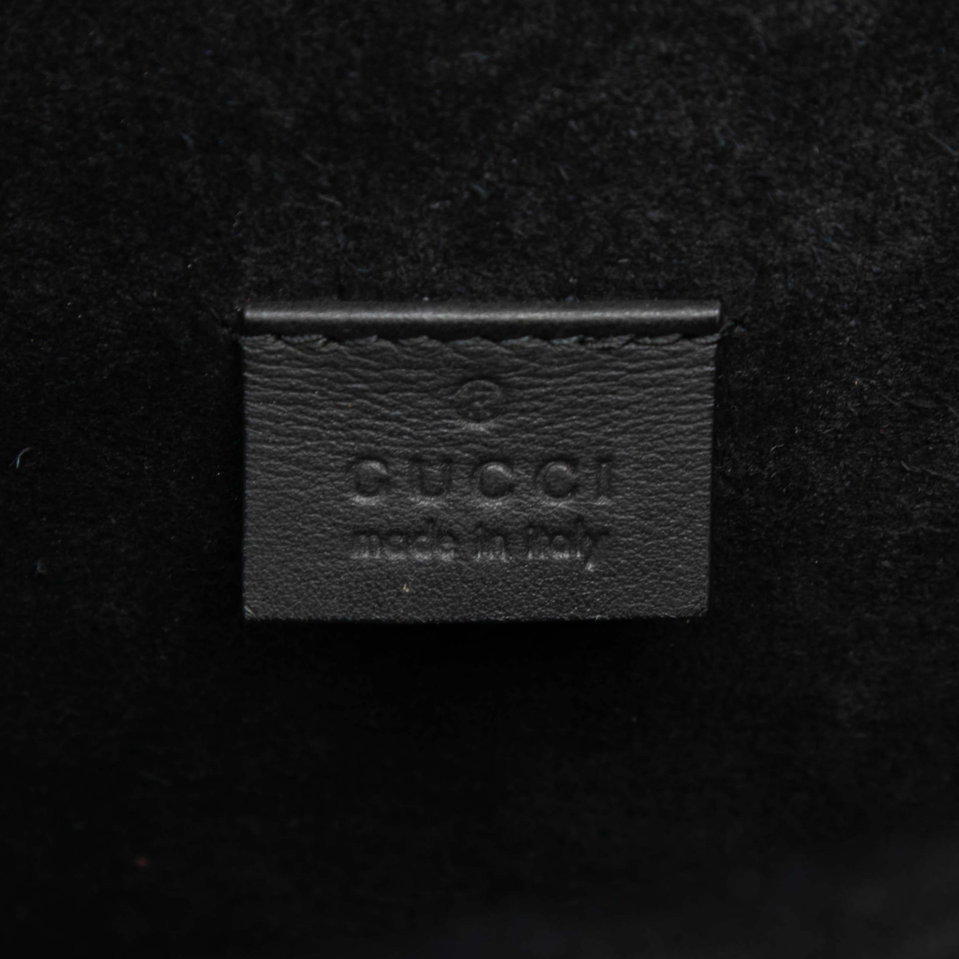 Gucci Small Gg Supreme Dionysus Crossbody, från Luxclusif, i färgen beige. Klicka för att öppna bilden i stort format