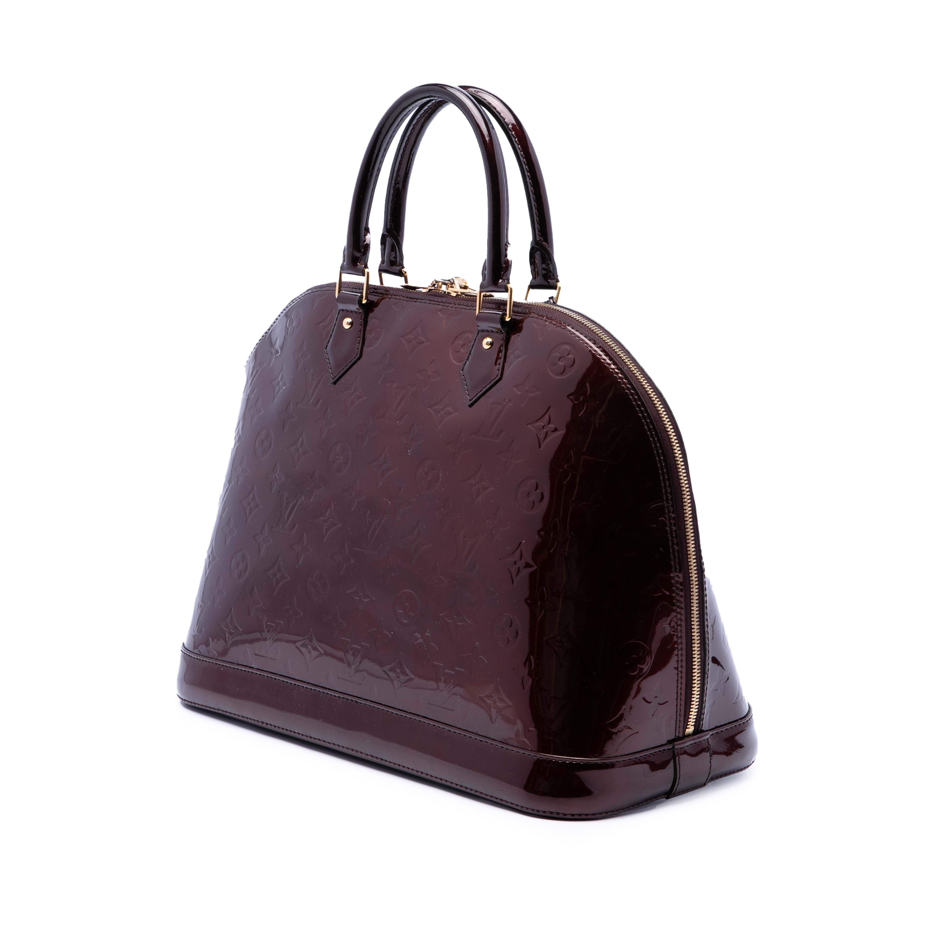 Louis Vuitton Monogram Vernis Alma Gm, från Luxclusif, i färgen purpur. Klicka för att öppna bilden i stort format