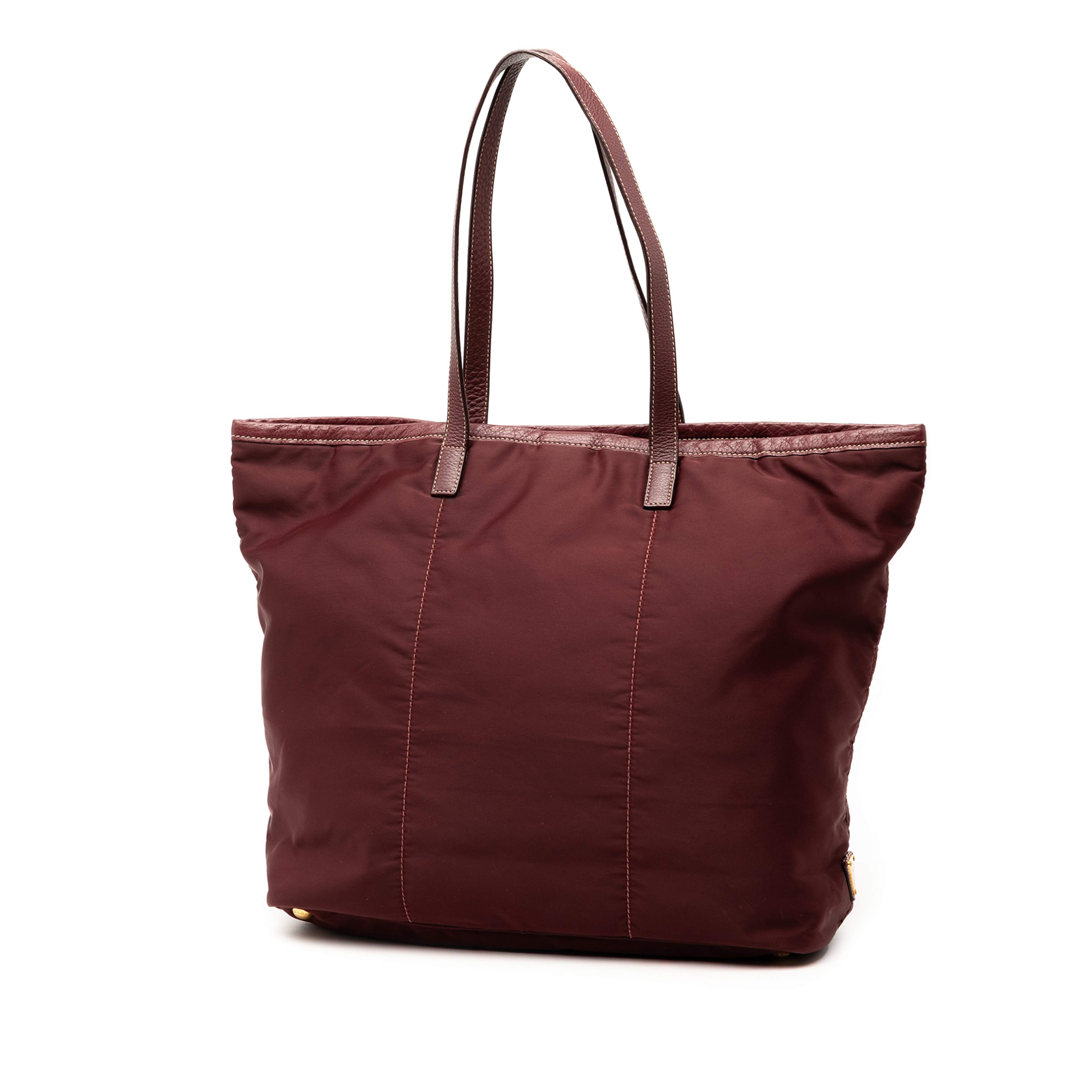 Prada Tessuto Canapa Logo Tote, från Luxclusif, i färgen burgundy. Klicka för att öppna bilden i stort format