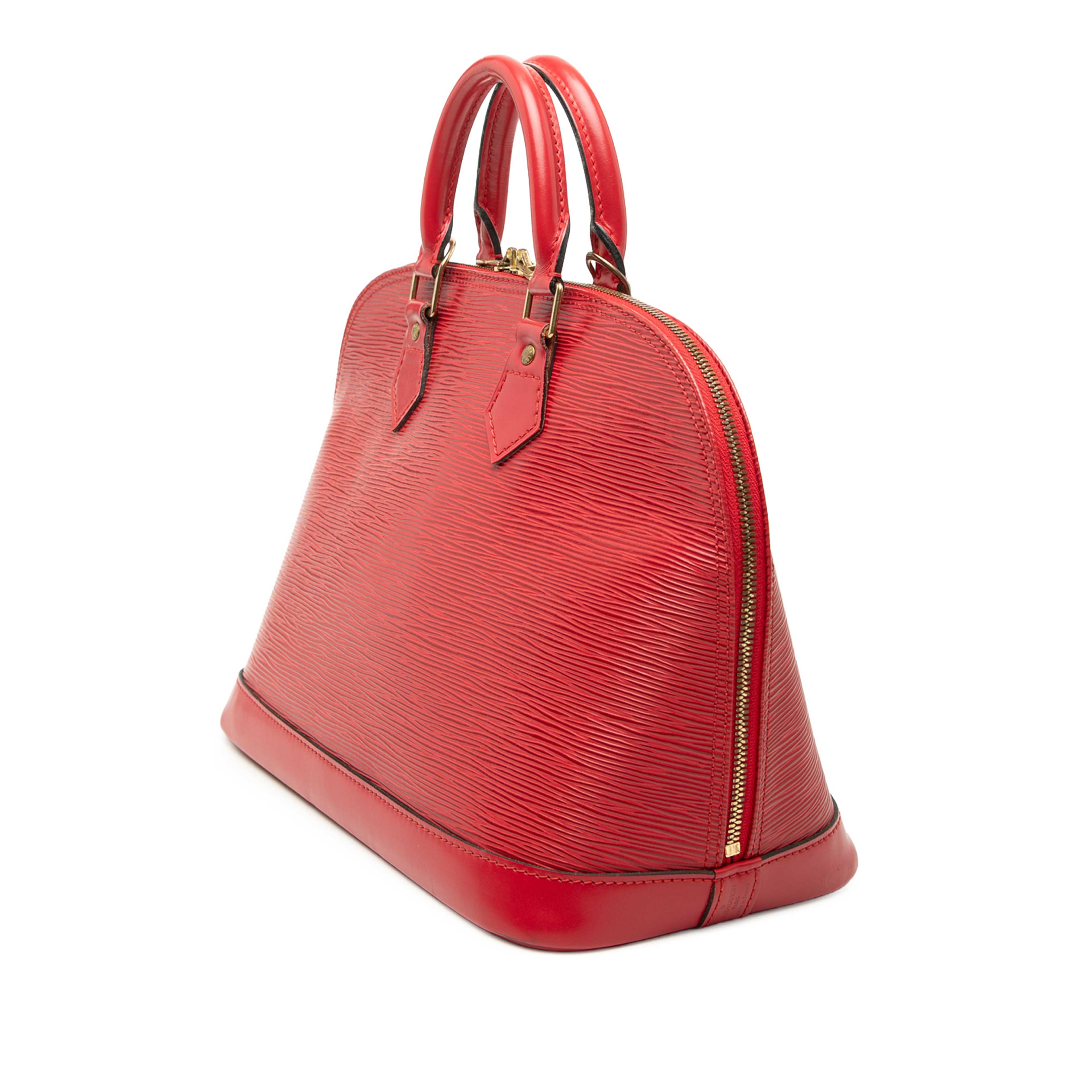 Louis Vuitton Epi Alma Pm, från Luxclusif, i färgen röd. Klicka för att öppna bilden i stort format