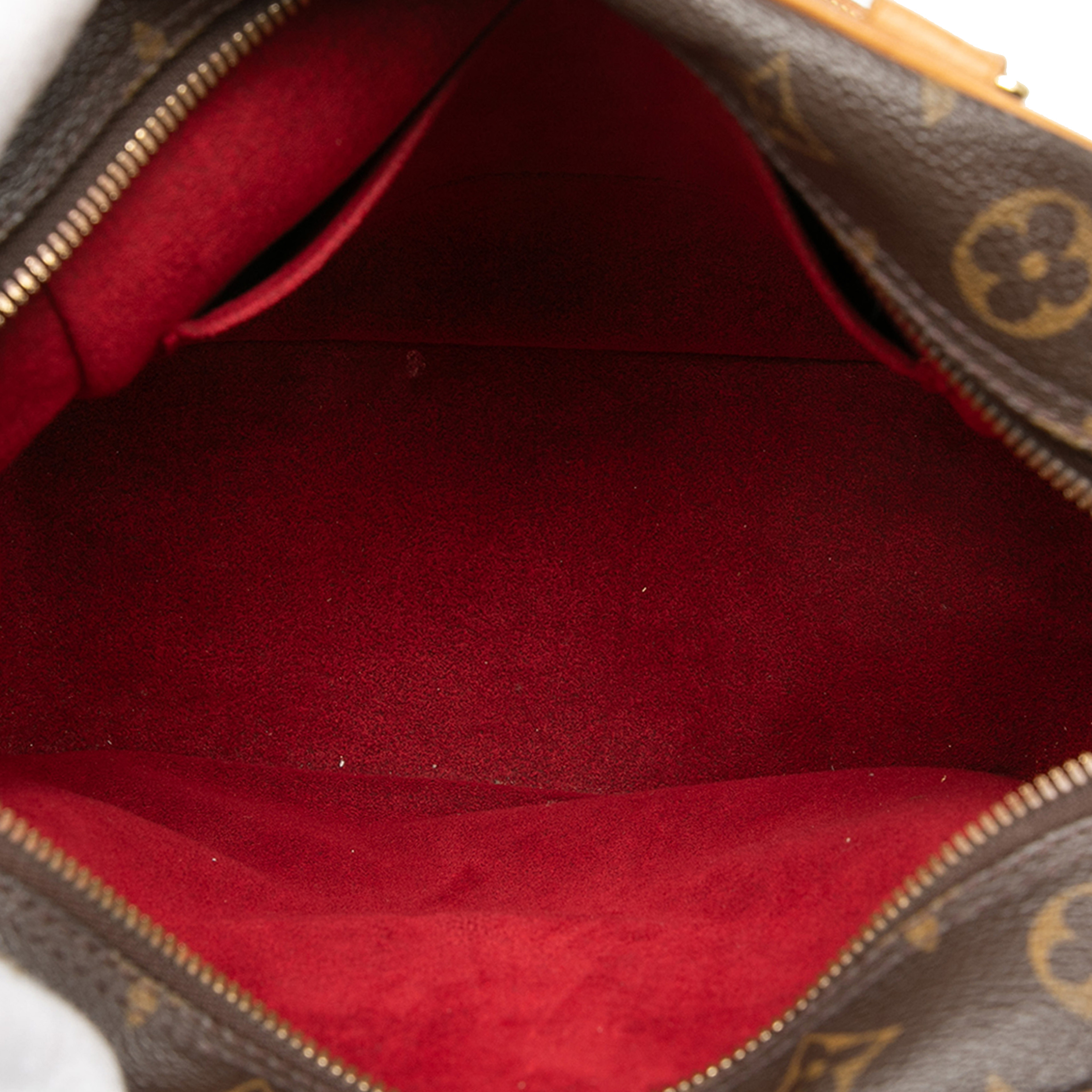 Louis Vuitton Monogram Excentri Cite, från Luxclusif, i färgen brown. Klicka för att öppna bilden i stort format