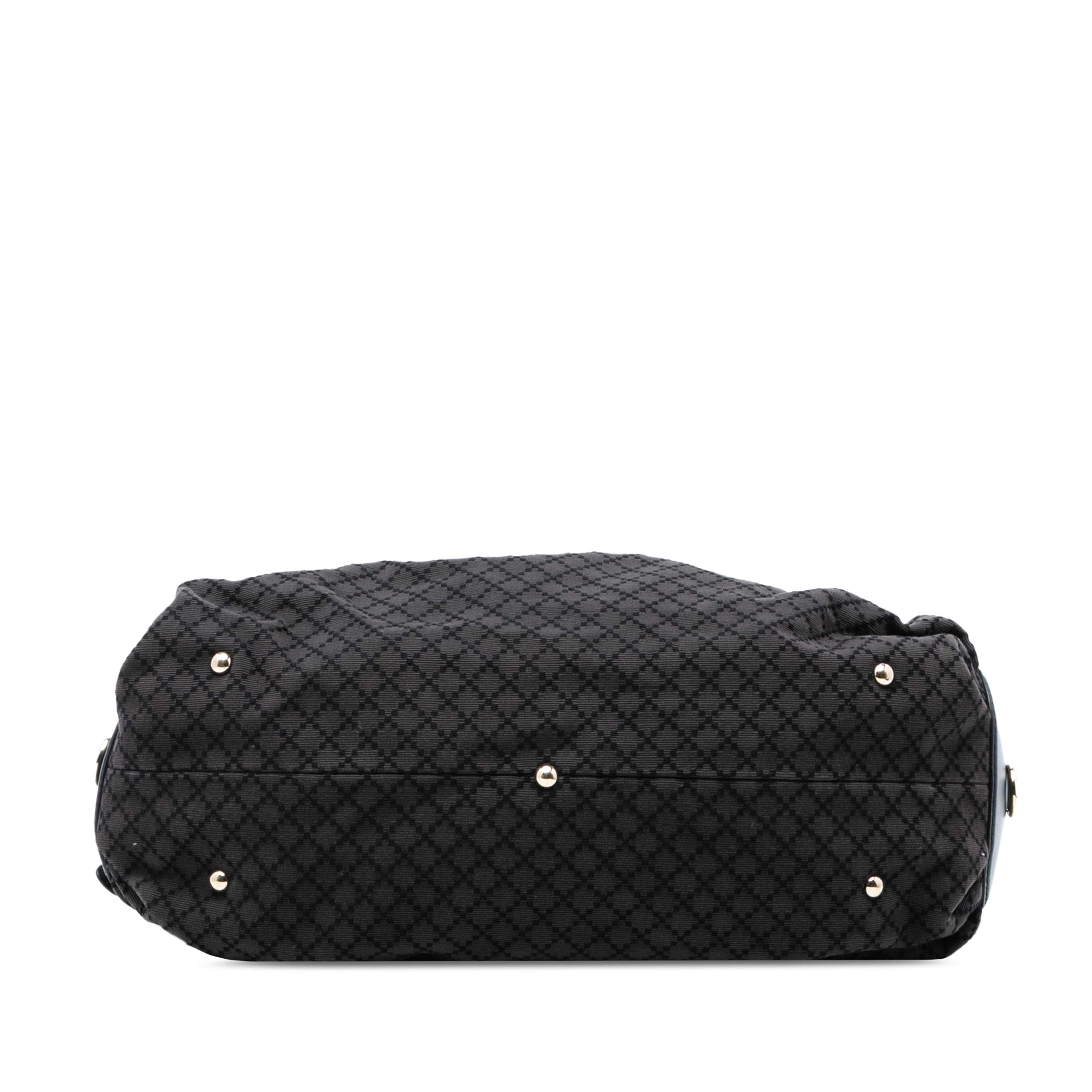 Gucci Diamante Canvas Bridle Satchel, från Luxclusif, i färgen dark gray. Klicka för att öppna bilden i stort format