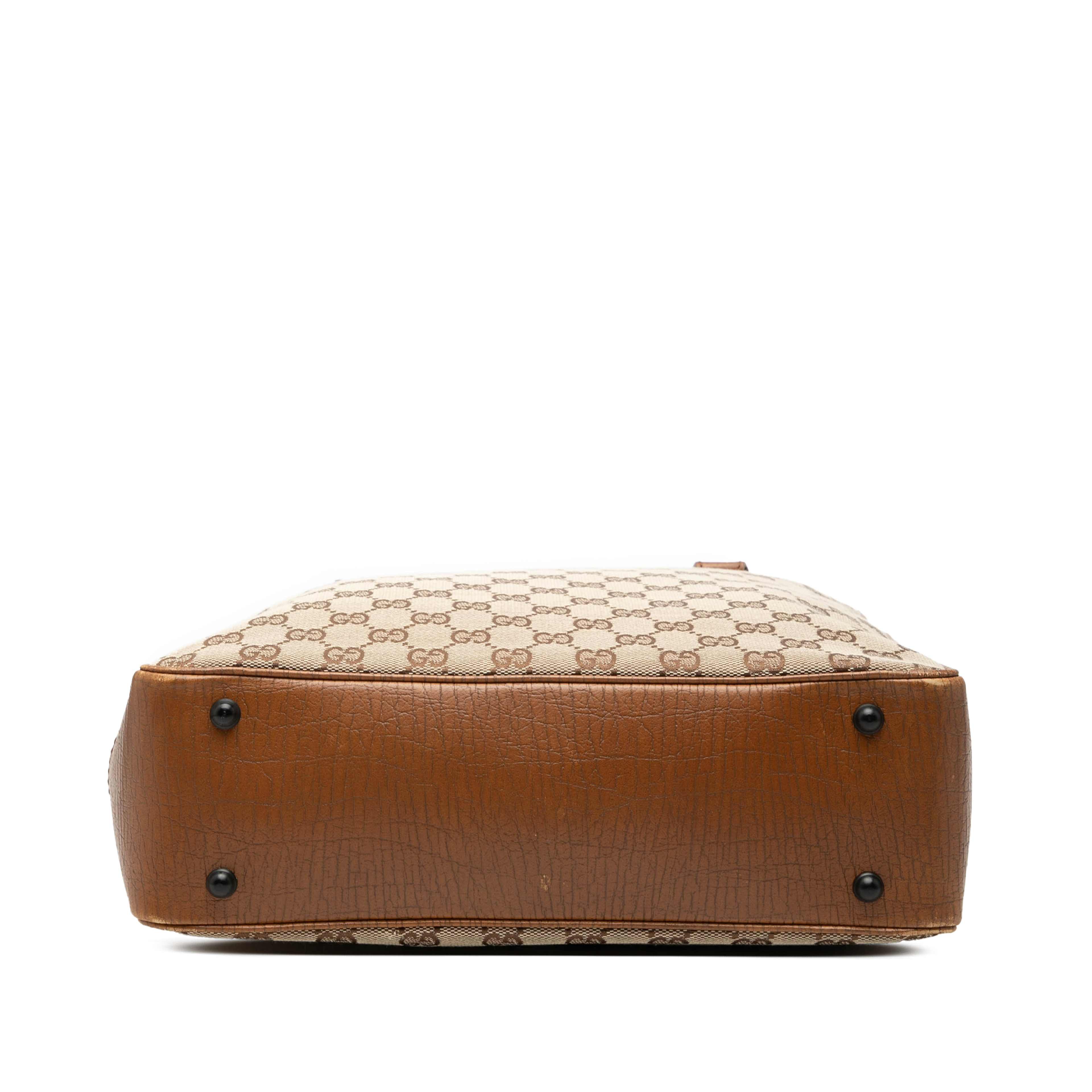 Gucci Gg Canvas Bamboo Tote, från Luxclusif, i färgen beige. Klicka för att öppna bilden i stort format