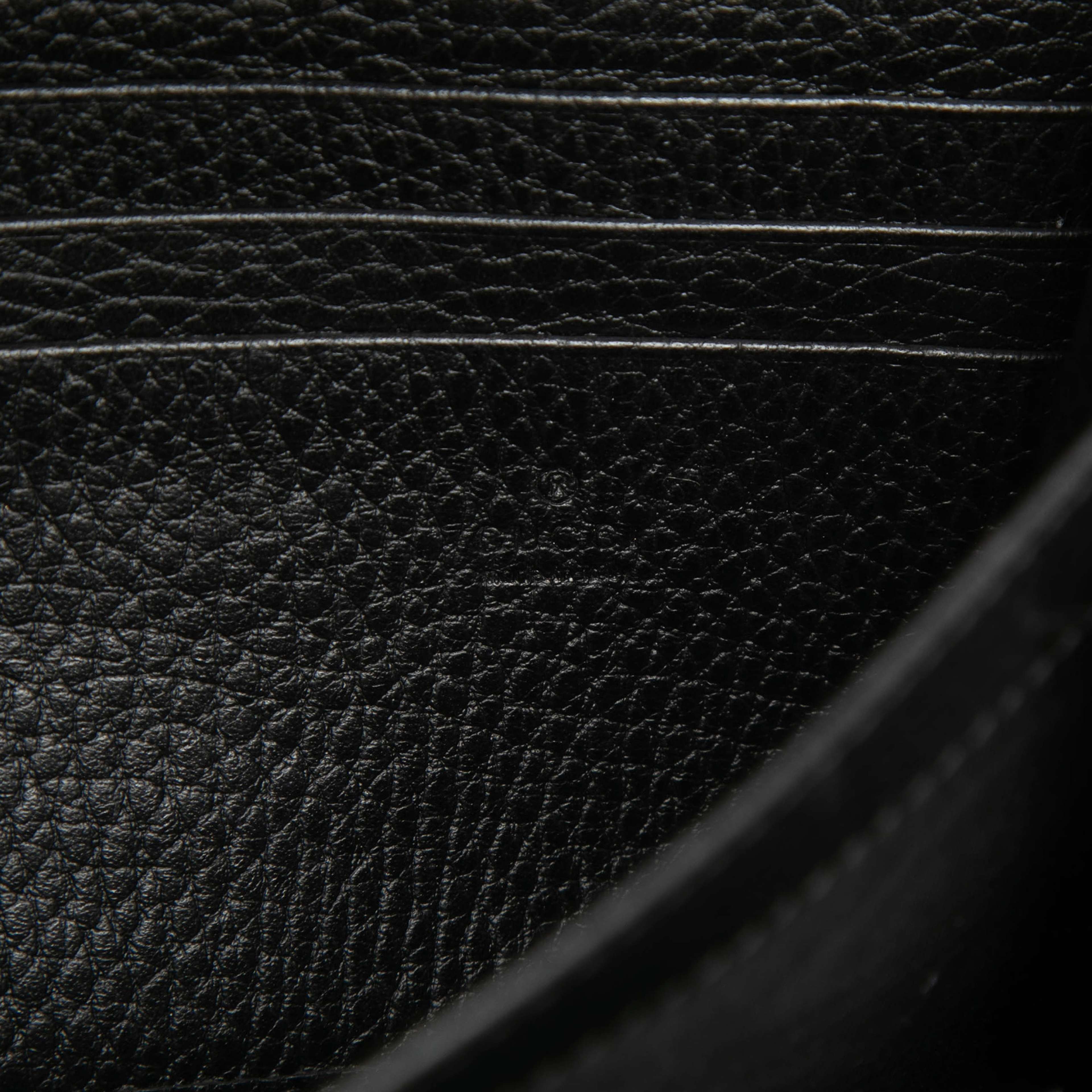 Gucci Leather Dionysus Wallet On Chain, från Luxclusif, i färgen black. Klicka för att öppna bilden i stort format