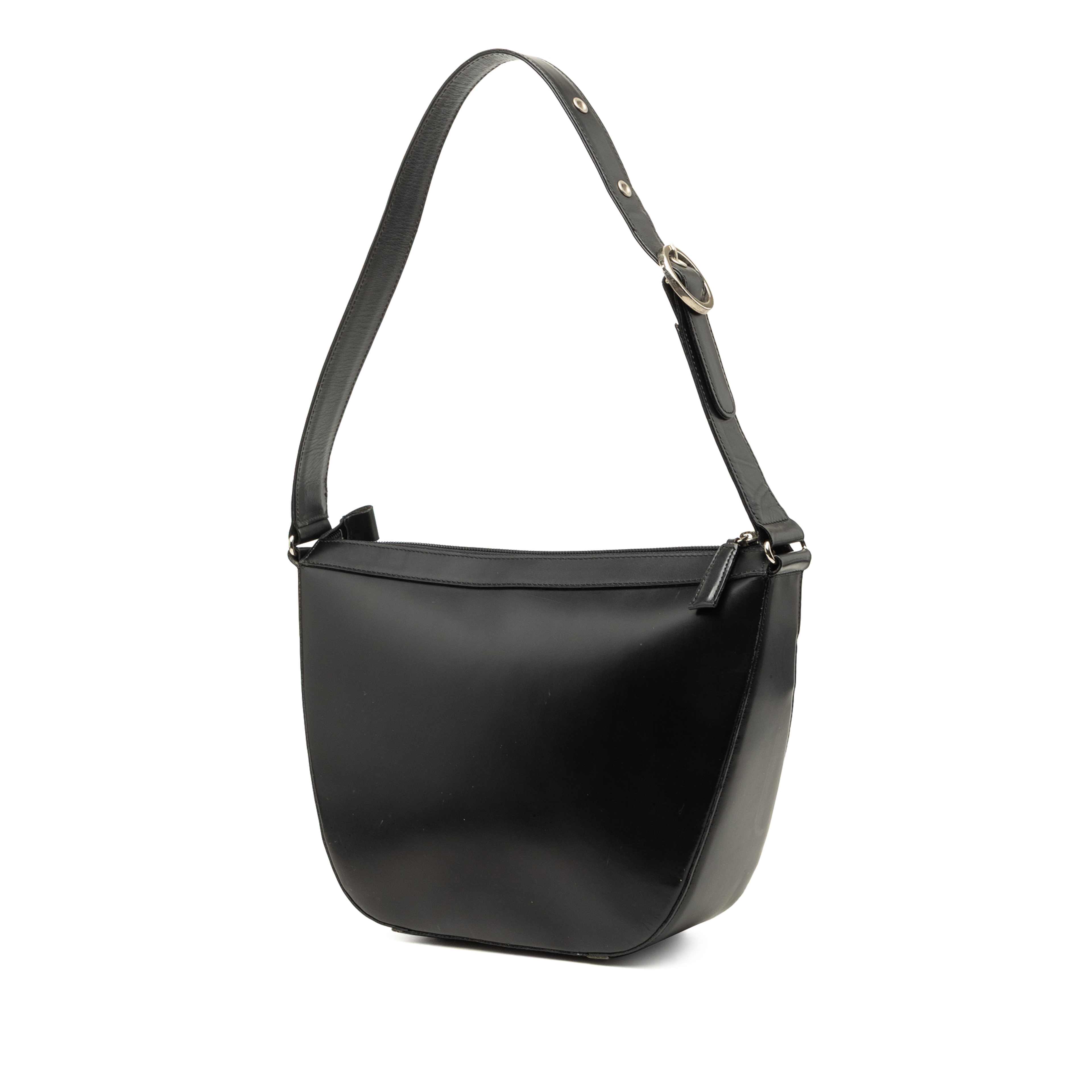 Burberry House Check Trimmed Leather Shoulder Bag, från Luxclusif, i färgen svart. Klicka för att öppna bilden i stort format
