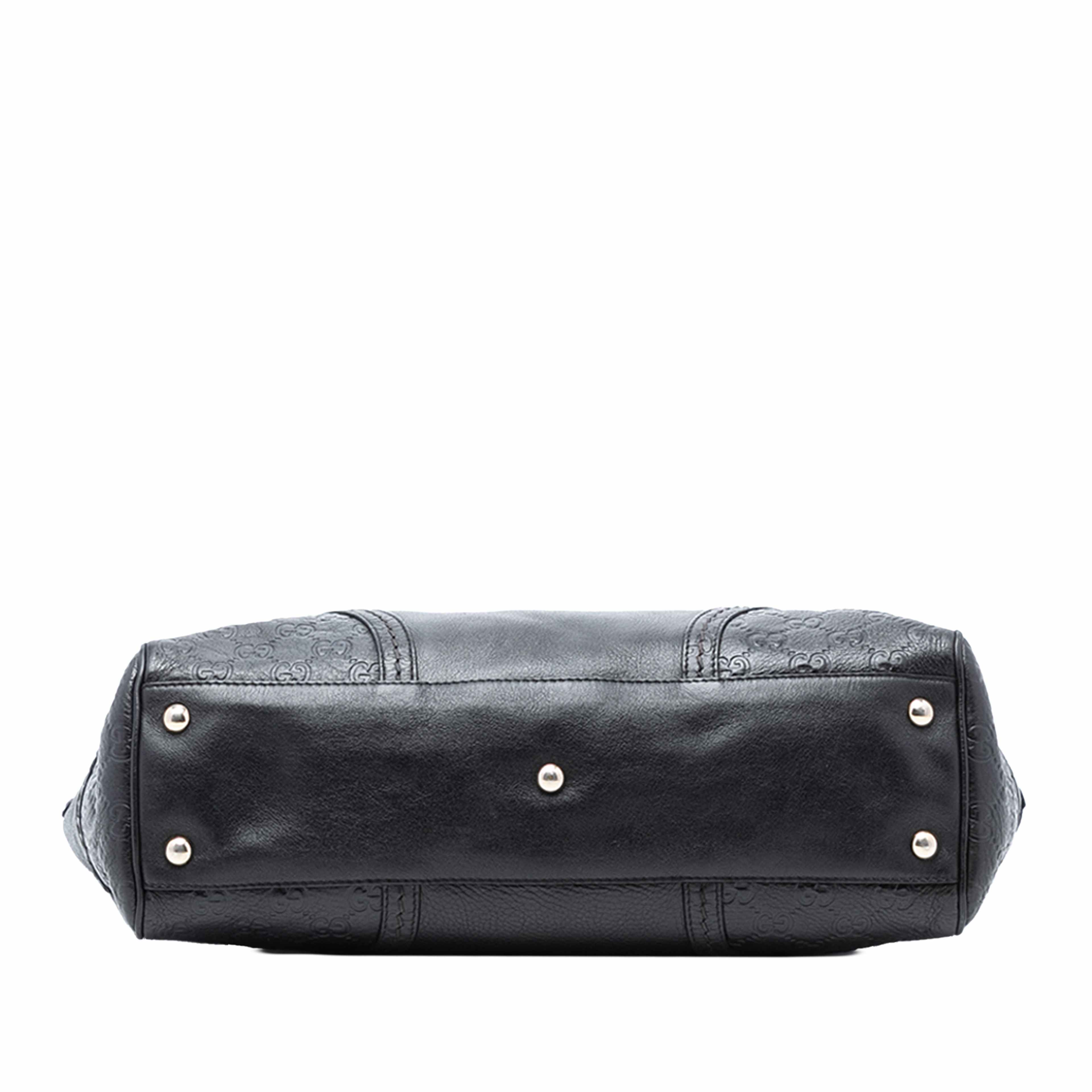 Gucci Leather Signoria Tote, från Luxclusif, i färgen black. Klicka för att öppna bilden i stort format