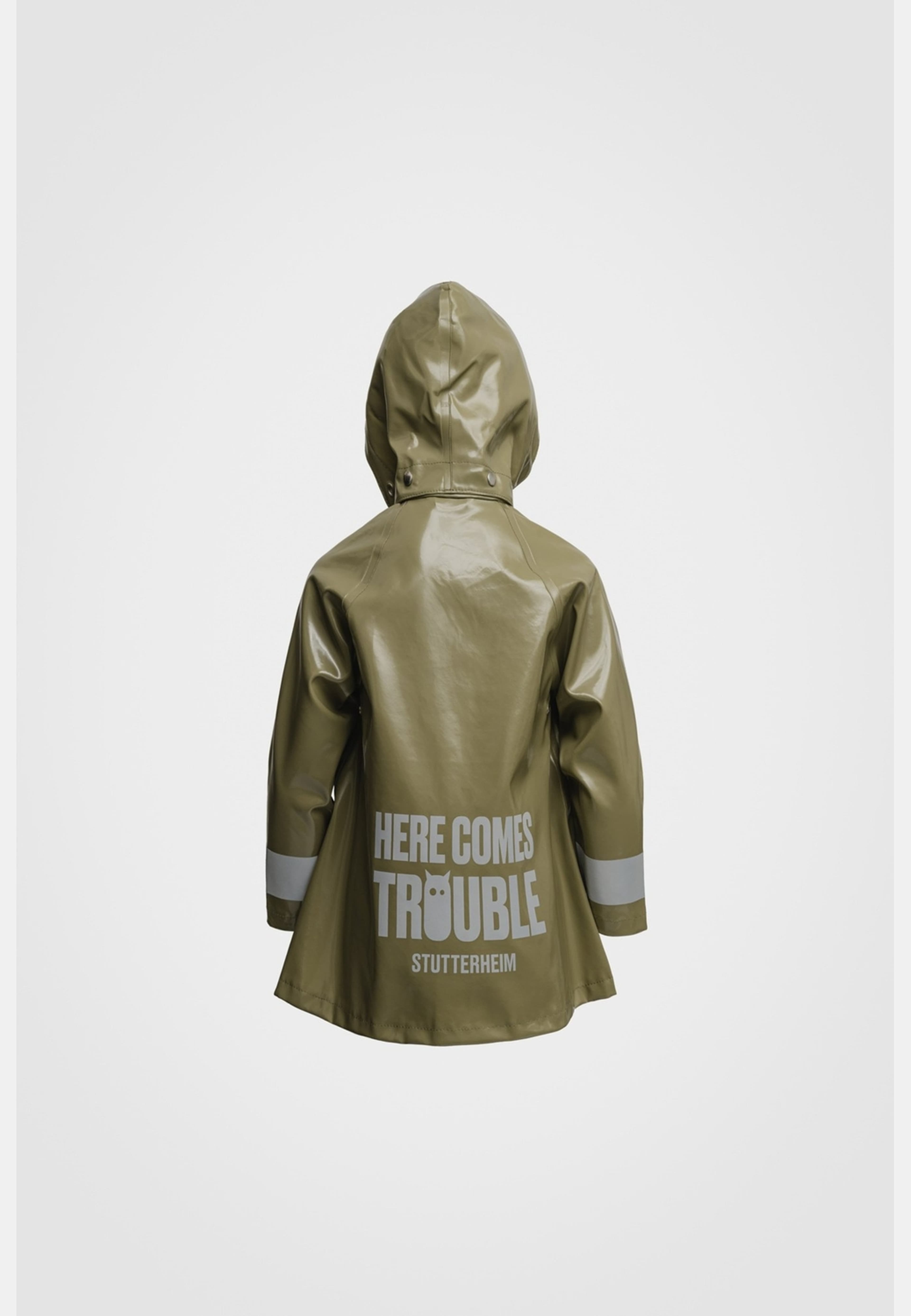 Mini Opal Kids Raincoat, från Stutterheim, i färgen aloe. Klicka för att öppna bilden i stort format