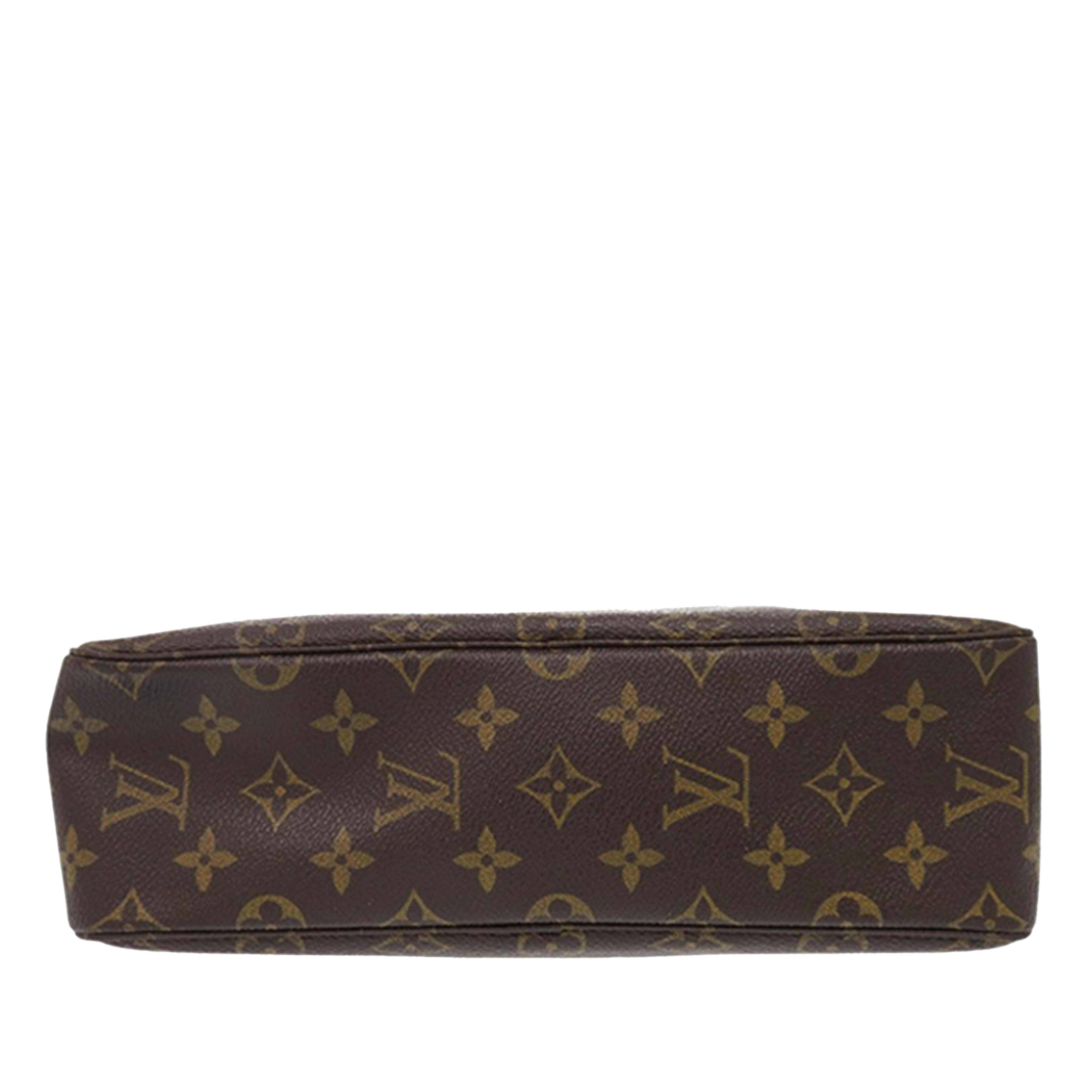 Louis Vuitton Monogram Trousse Toilette 28, från Luxclusif, i färgen brown. Klicka för att öppna bilden i stort format