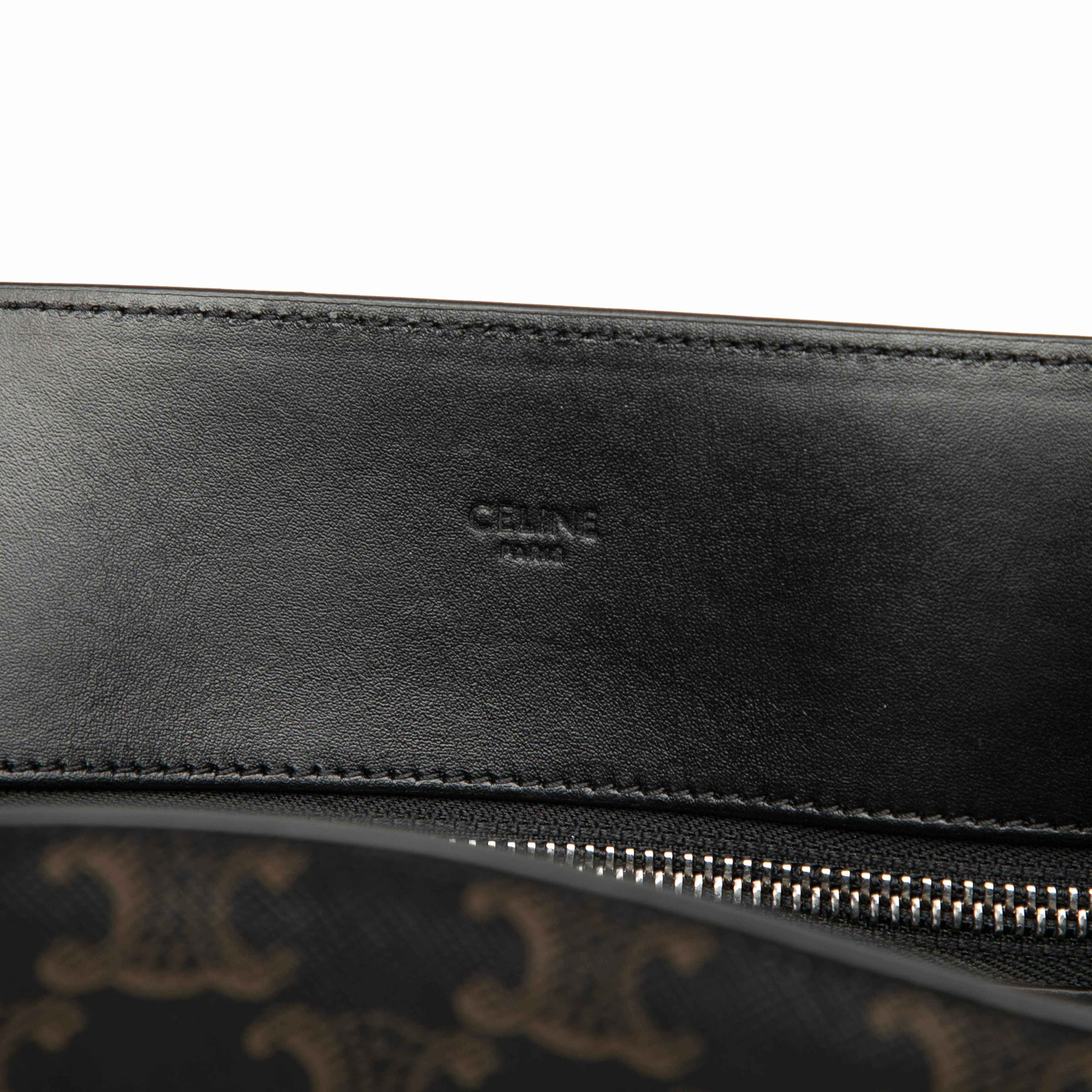 Celine Medium Triomphe Coated Canvas Cabas Horizontal Tote, från Luxclusif, i färgen dark brown. Klicka för att öppna bilden i stort format