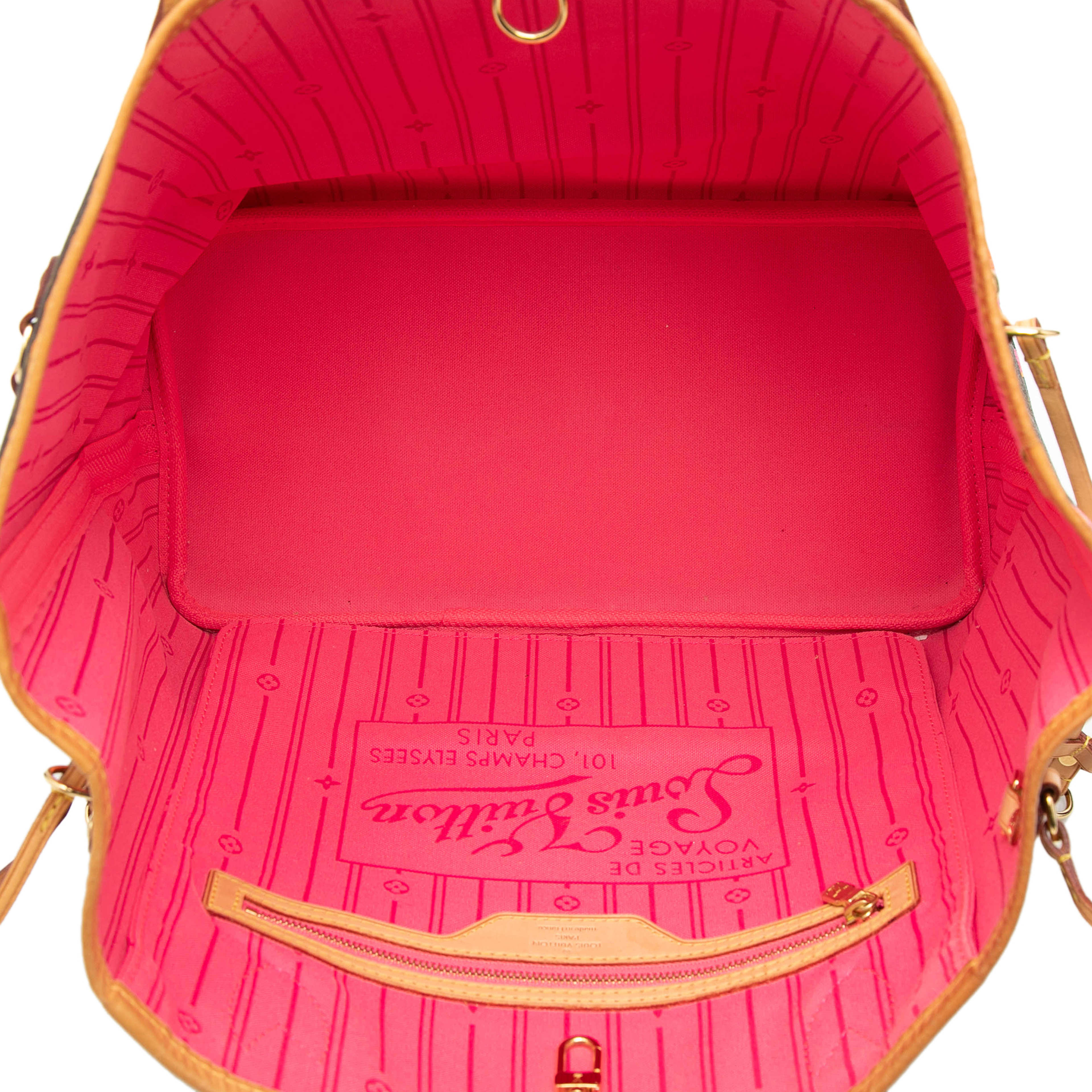 Louis Vuitton Monogram Roses Neverfull Mm, från Luxclusif, i färgen brown. Klicka för att öppna bilden i stort format