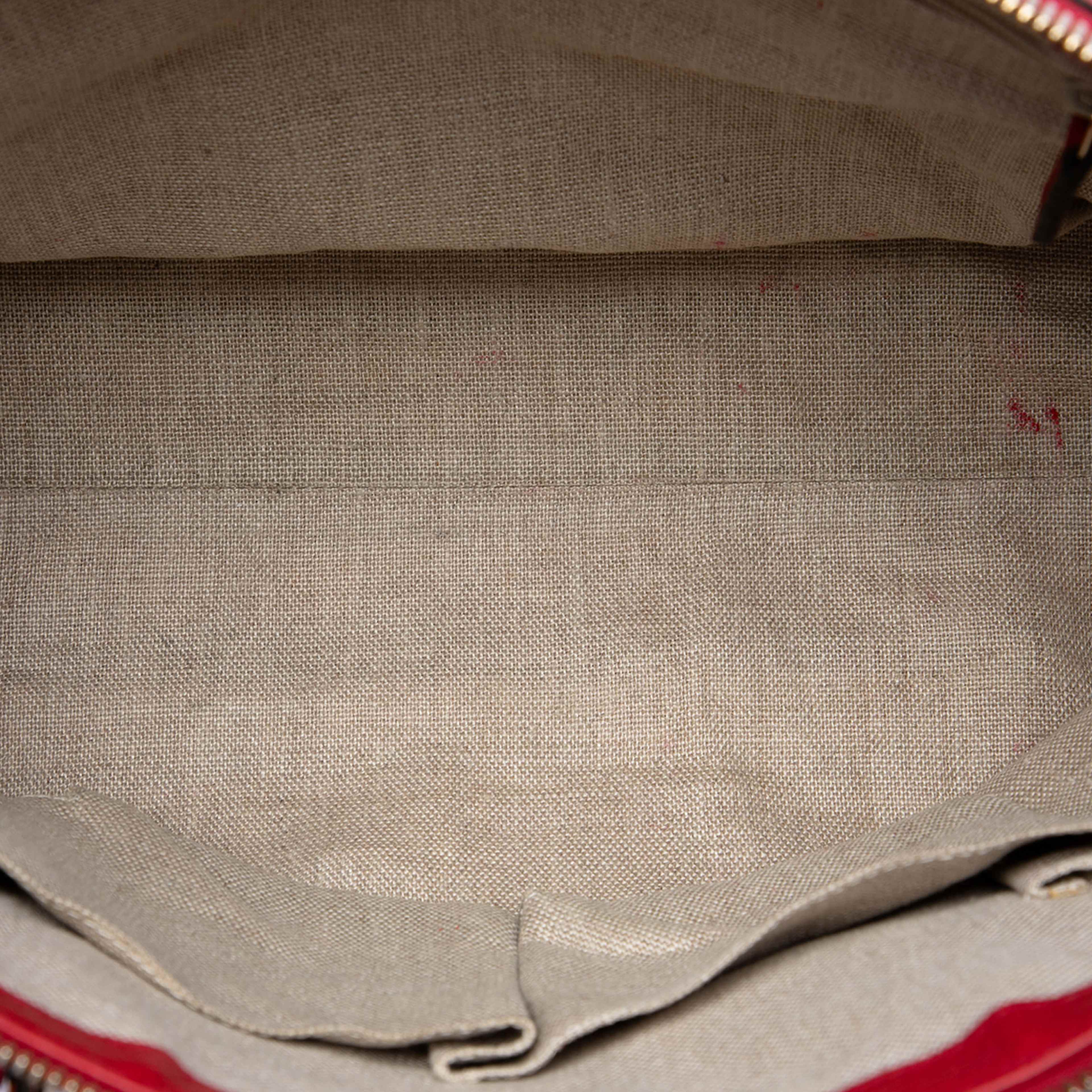 Gucci Dollar Calfskin Gg Charm Satchel, från Luxclusif, i färgen red. Klicka för att öppna bilden i stort format
