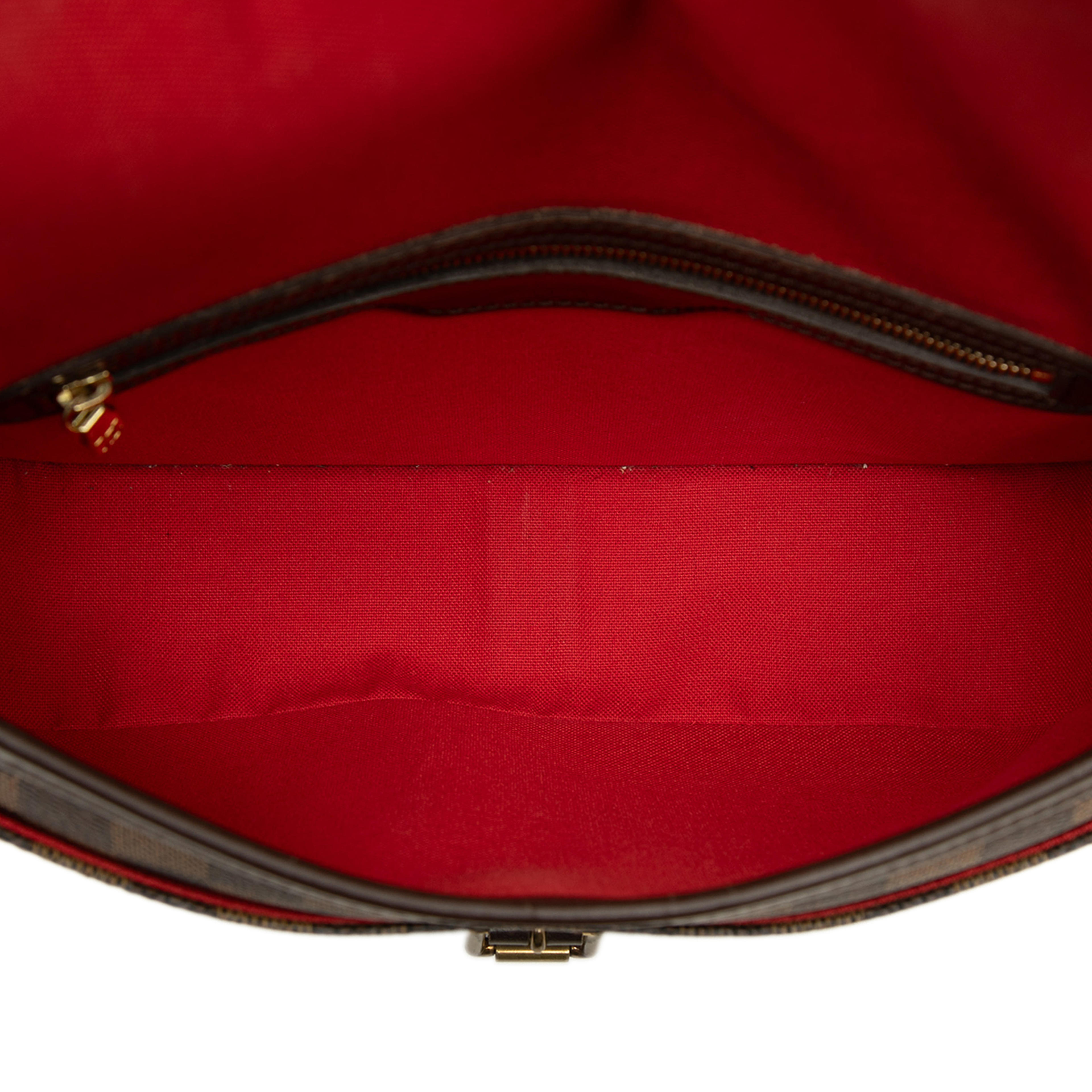 Louis Vuitton Damier Ebene Sologne, från Luxclusif, i färgen brun. Klicka för att öppna bilden i stort format