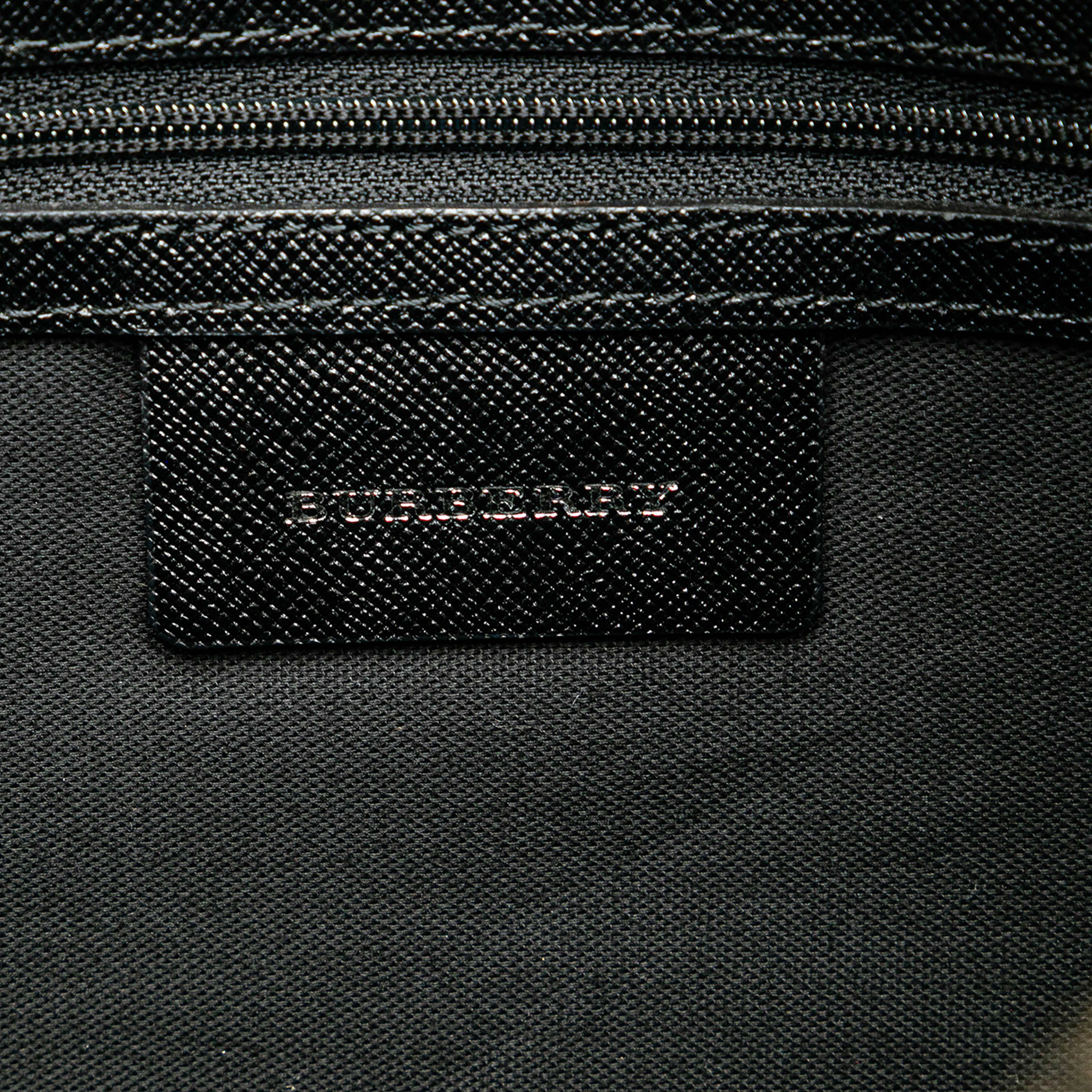Burberry House Check Canvas Tote, från Luxclusif, i färgen beige.