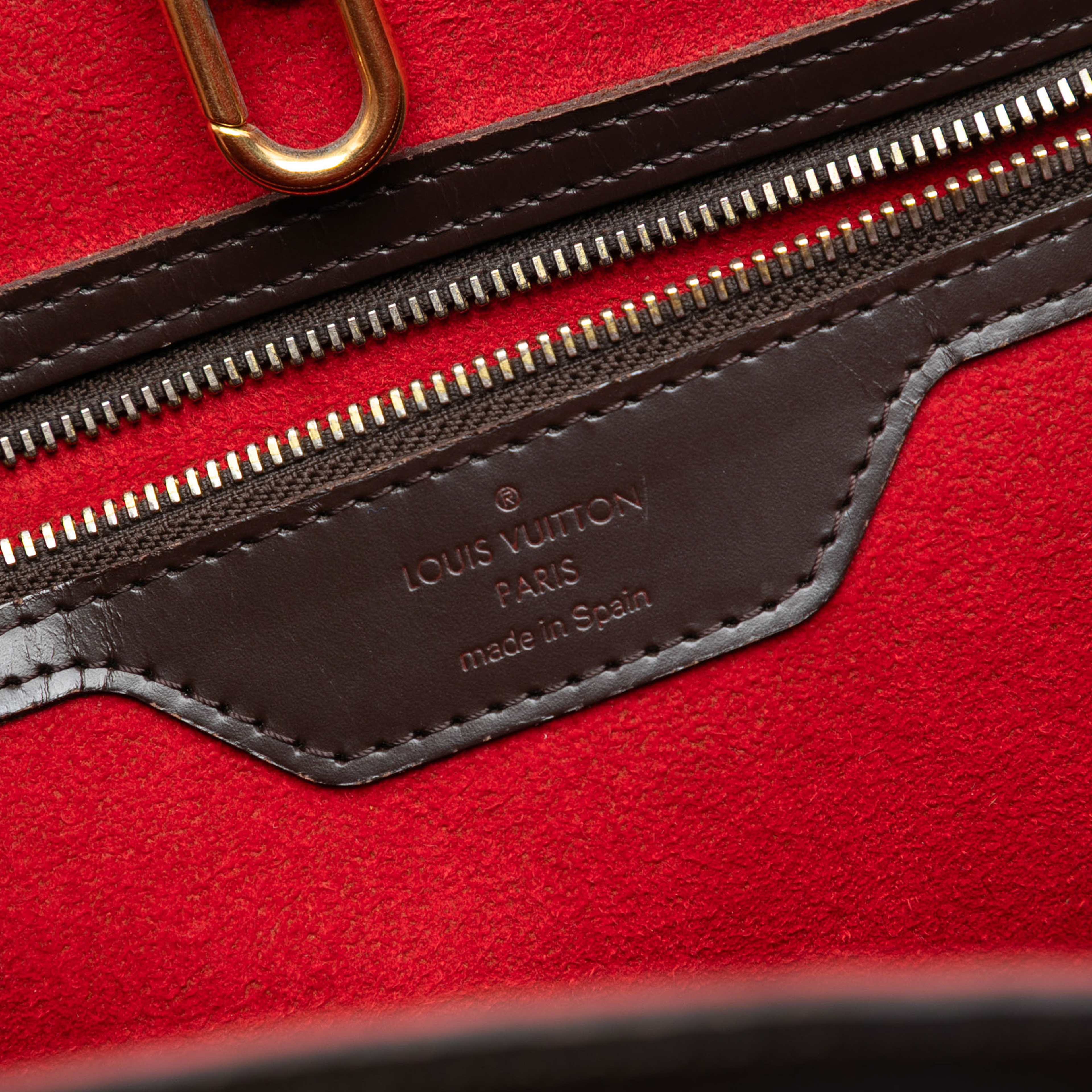 Louis Vuitton Damier Ebene Hampstead Mm, från Luxclusif, i färgen brown. Klicka för att öppna bilden i stort format