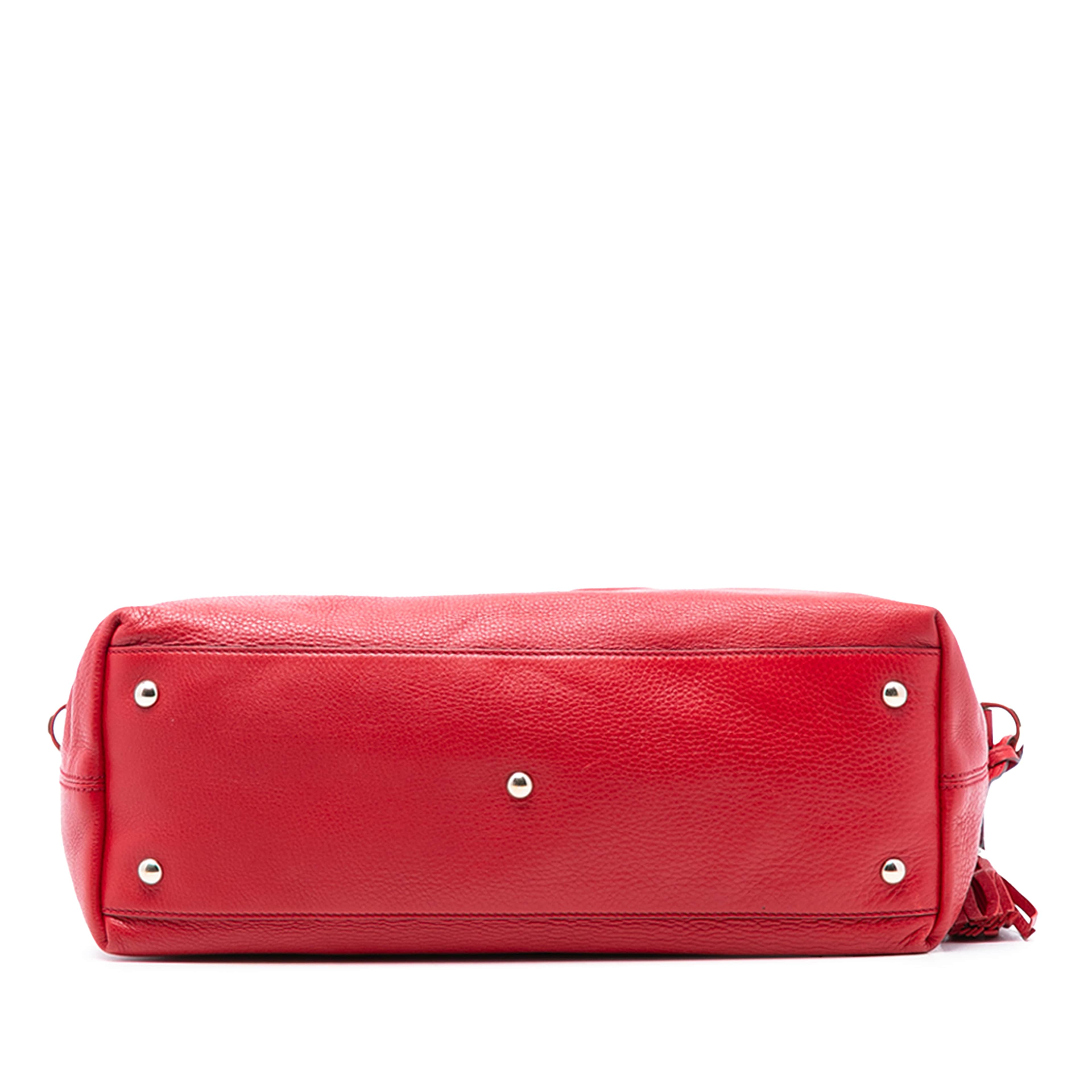 Gucci Large Leather Soho Working Tote, från Luxclusif, i färgen red. Klicka för att öppna bilden i stort format