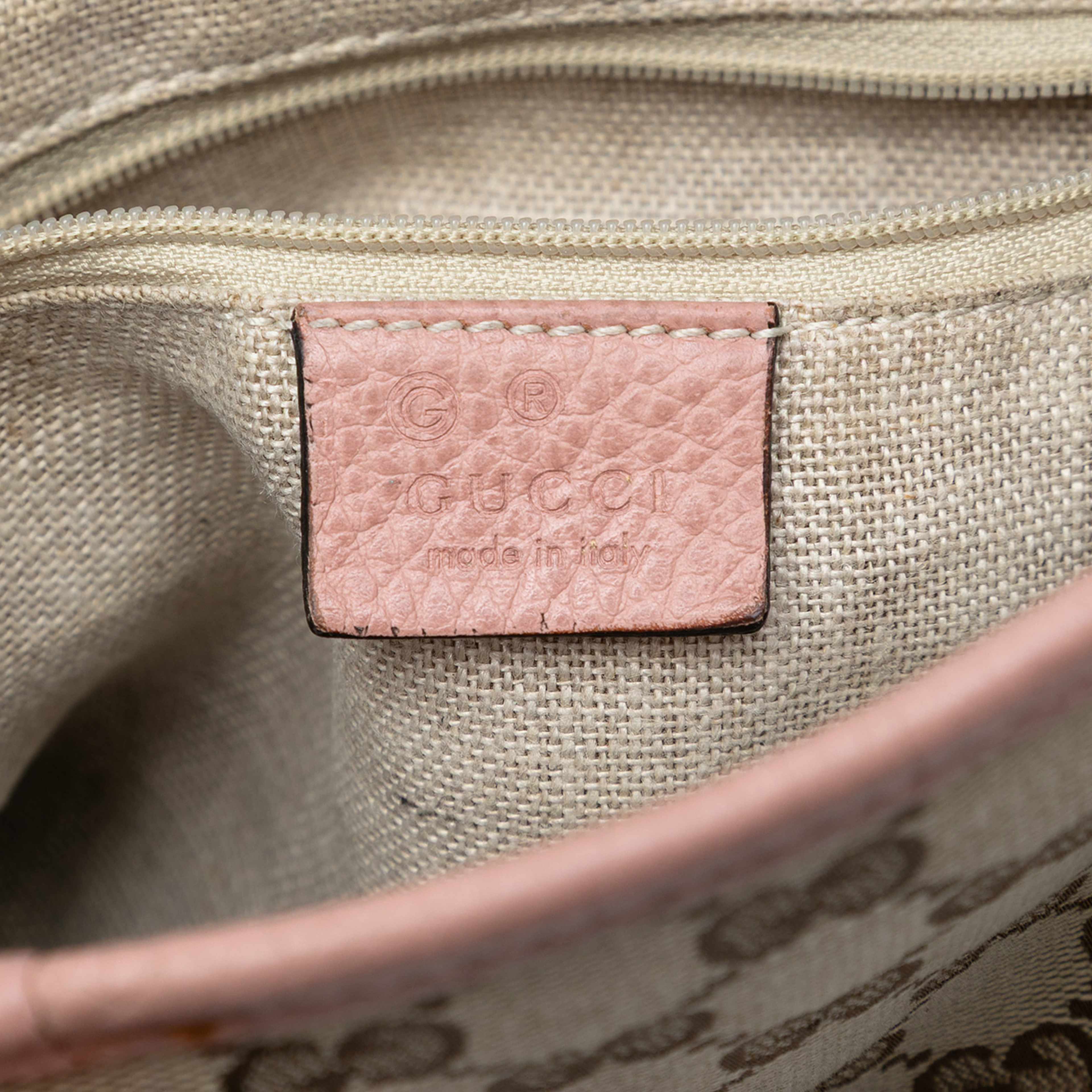 Gucci Small Gg Canvas Bree Satchel, från Luxclusif, i färgen beige. Klicka för att öppna bilden i stort format